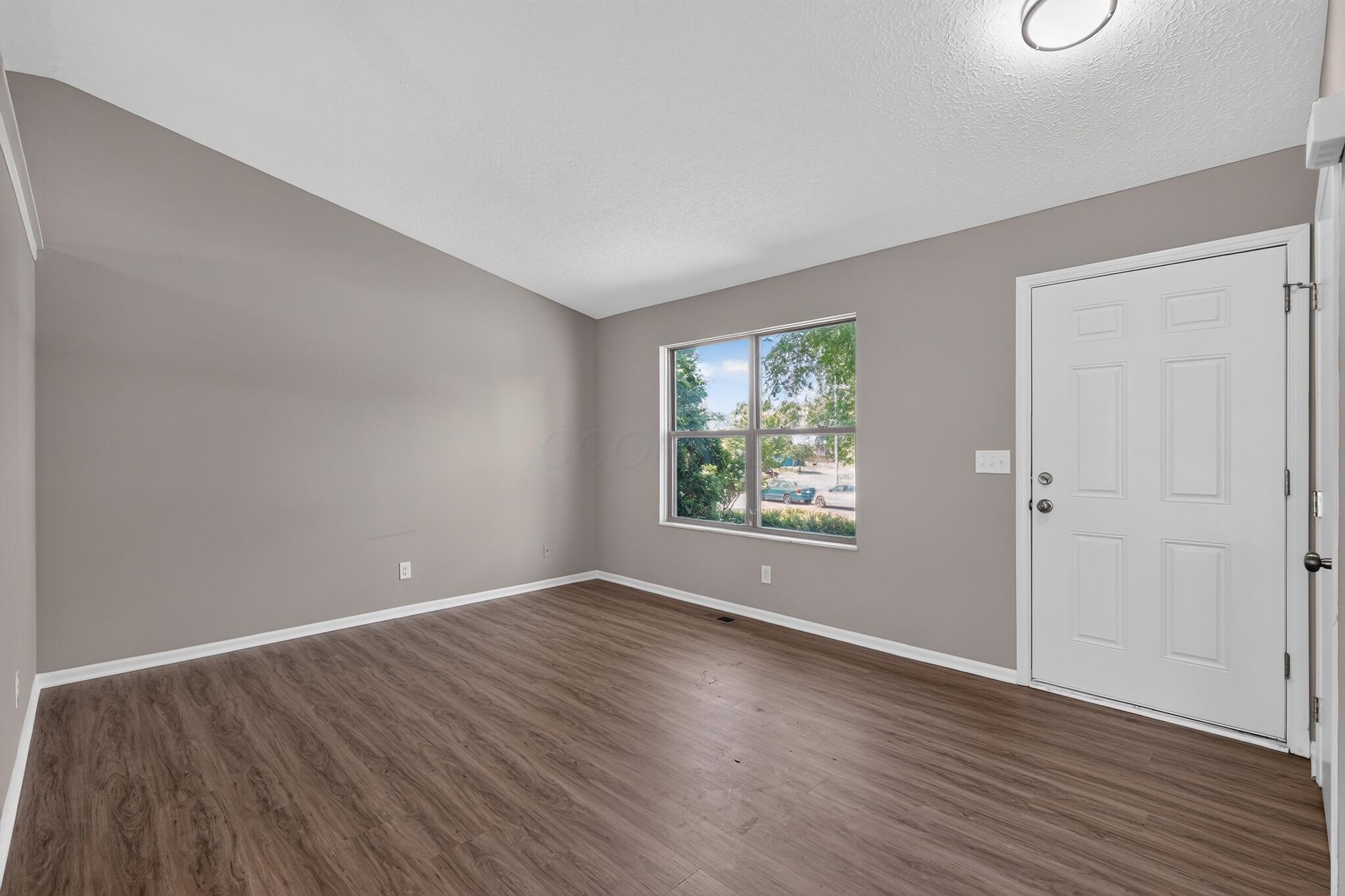 2836 Beal Drive Property Photo 7