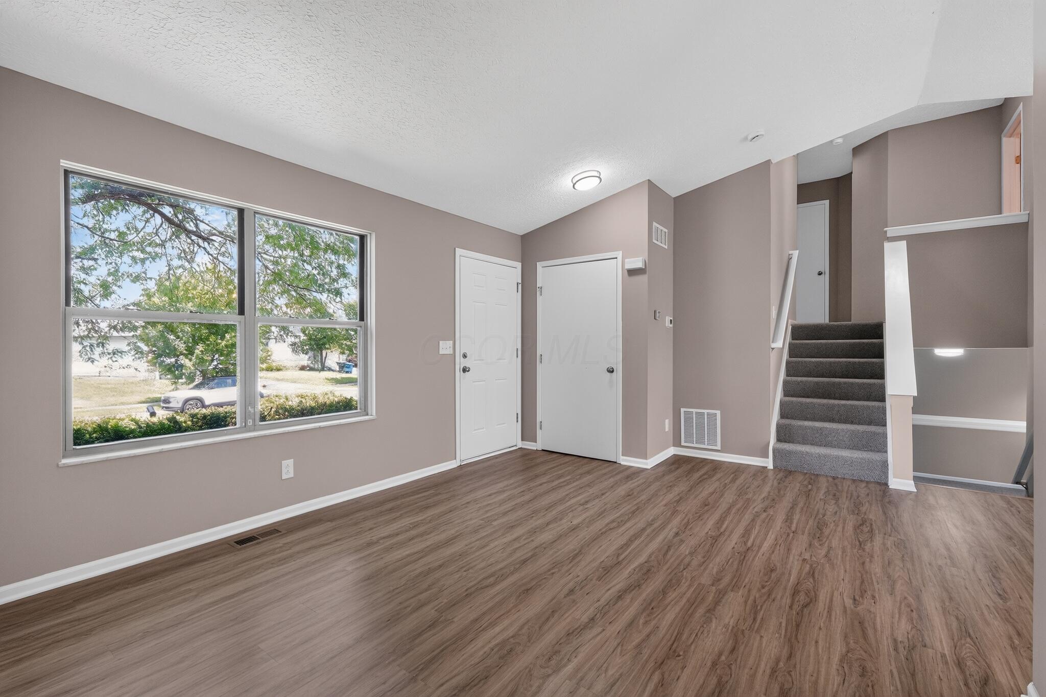 2836 Beal Drive Property Photo 8