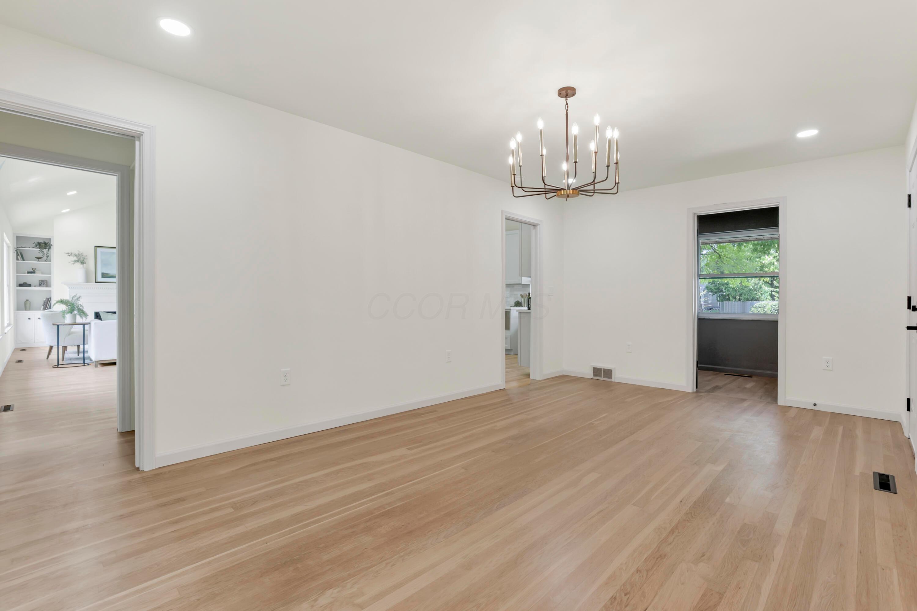 1285 Kingsgate Road Property Photo 20