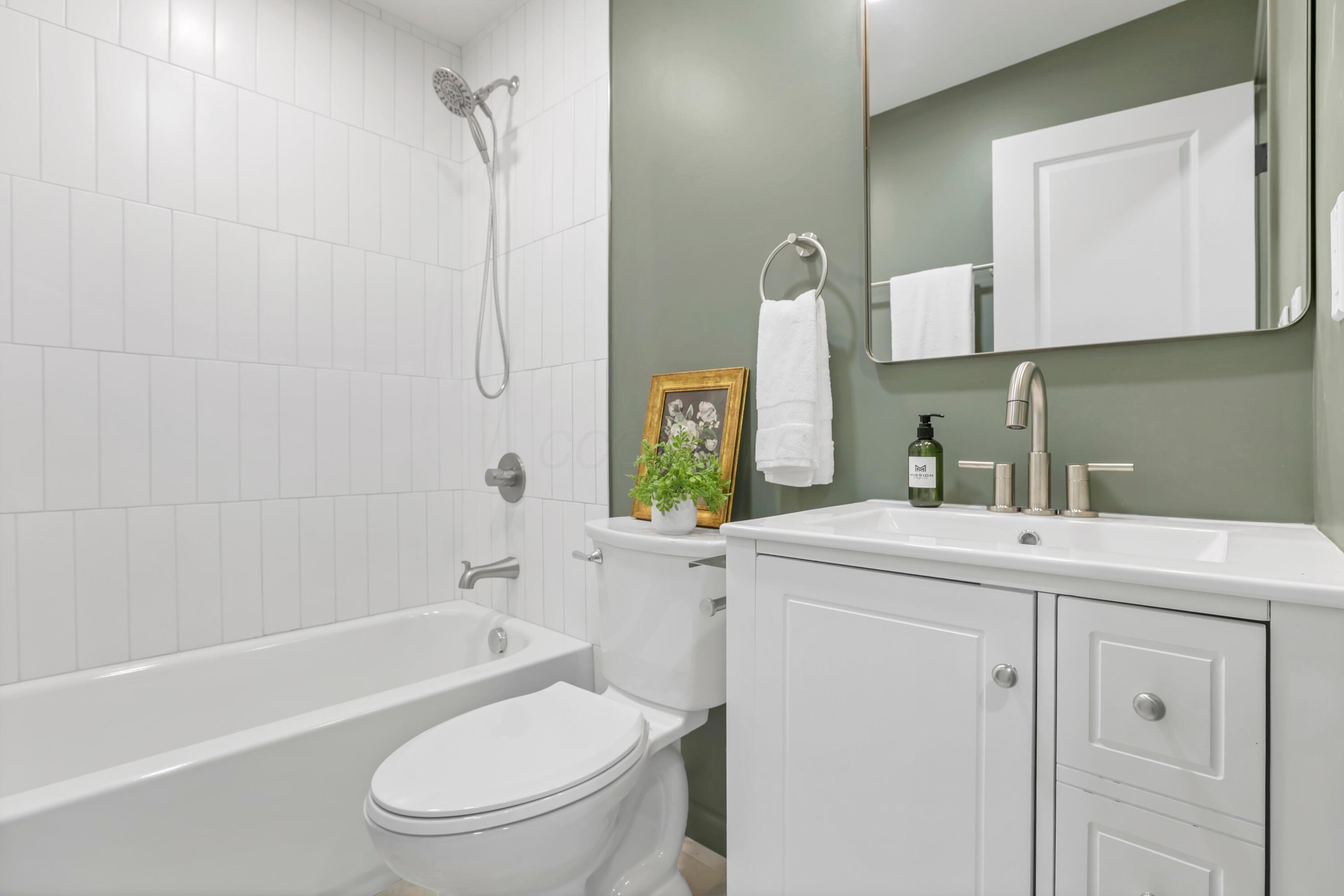 1285 Kingsgate Road Property Photo 32