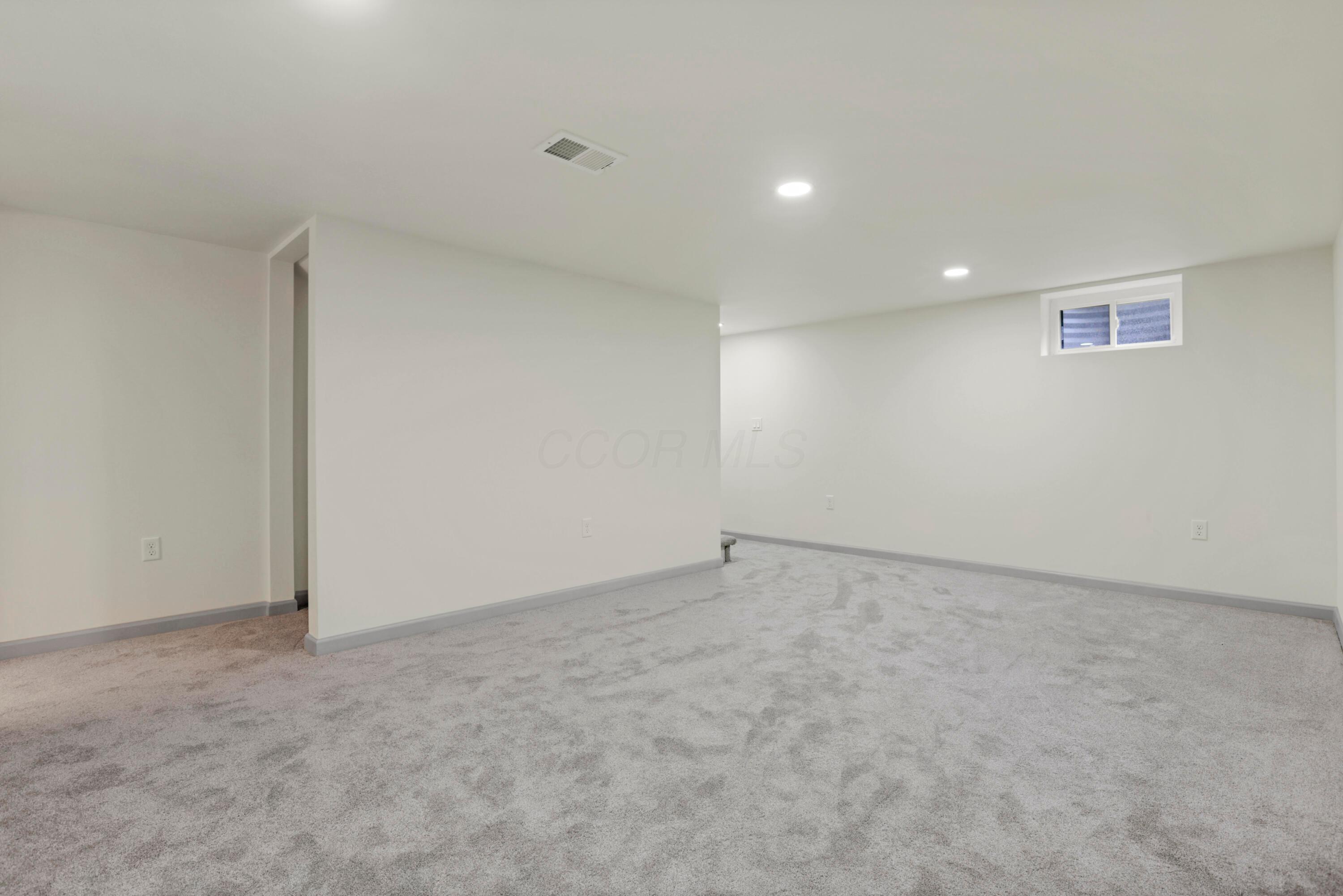 1285 Kingsgate Road Property Photo 42