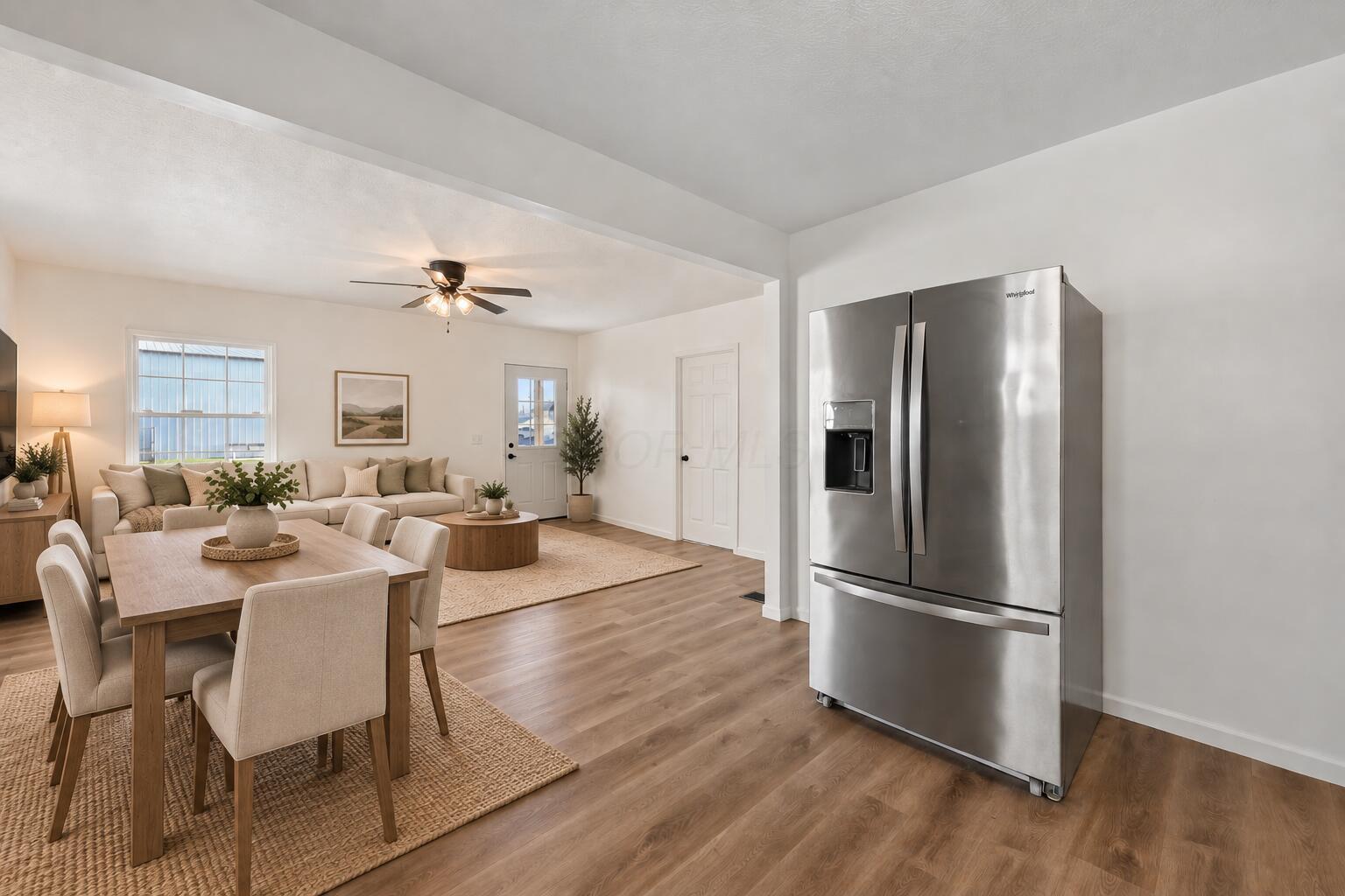 411 E Ohio Street Property Photo 15