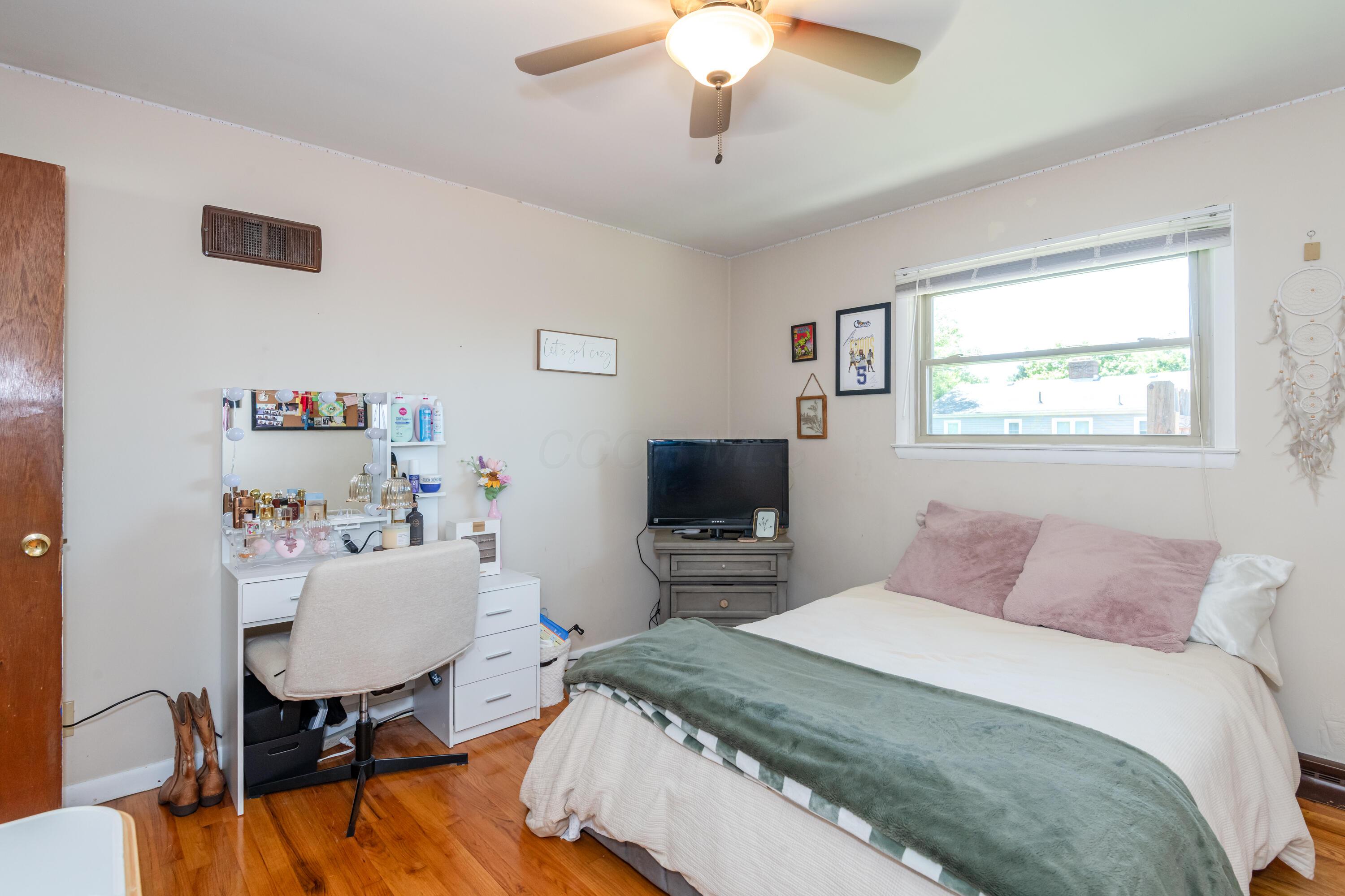 1566 Grimes Avenue Property Photo 33
