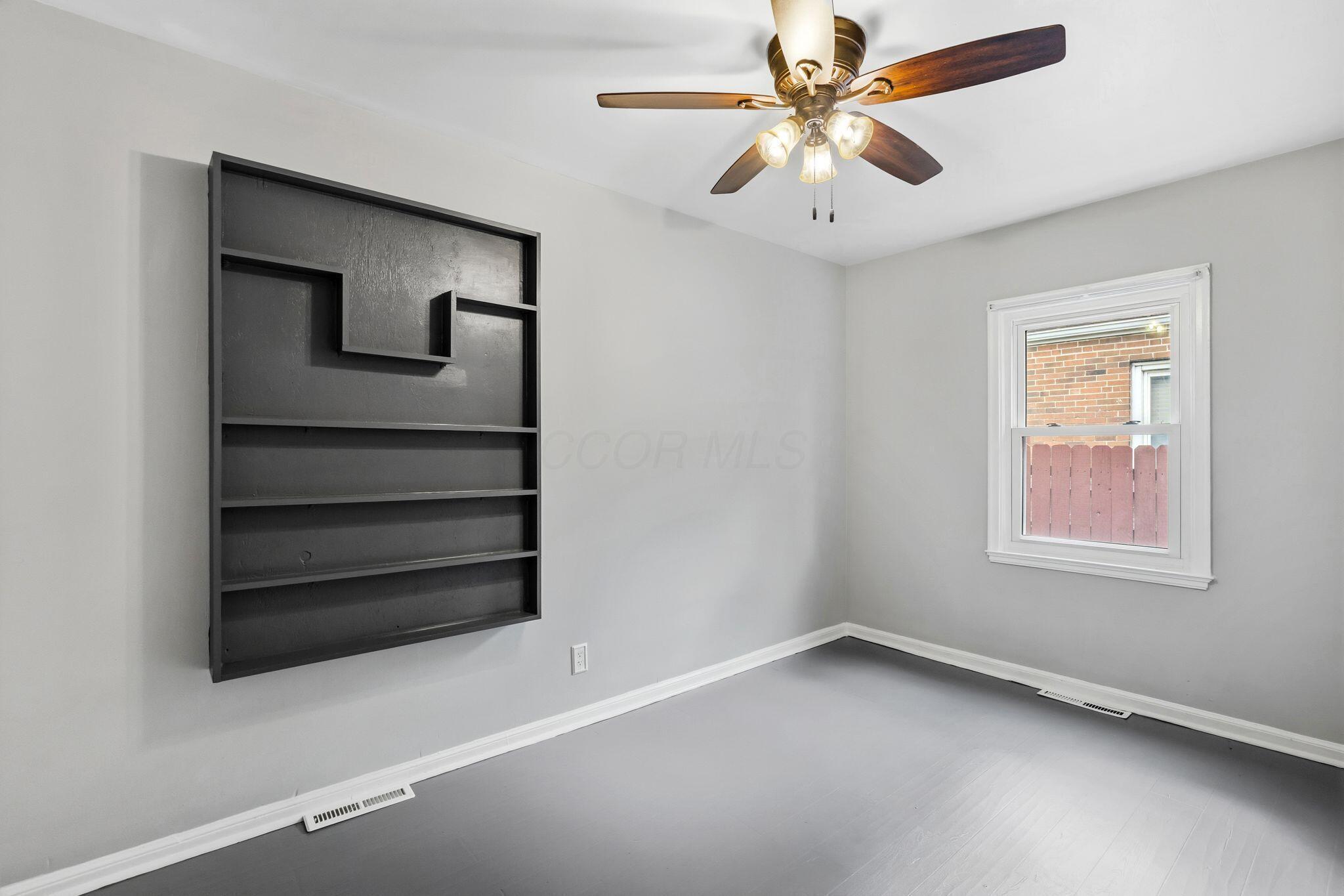 833 Copeland Road Property Photo 9