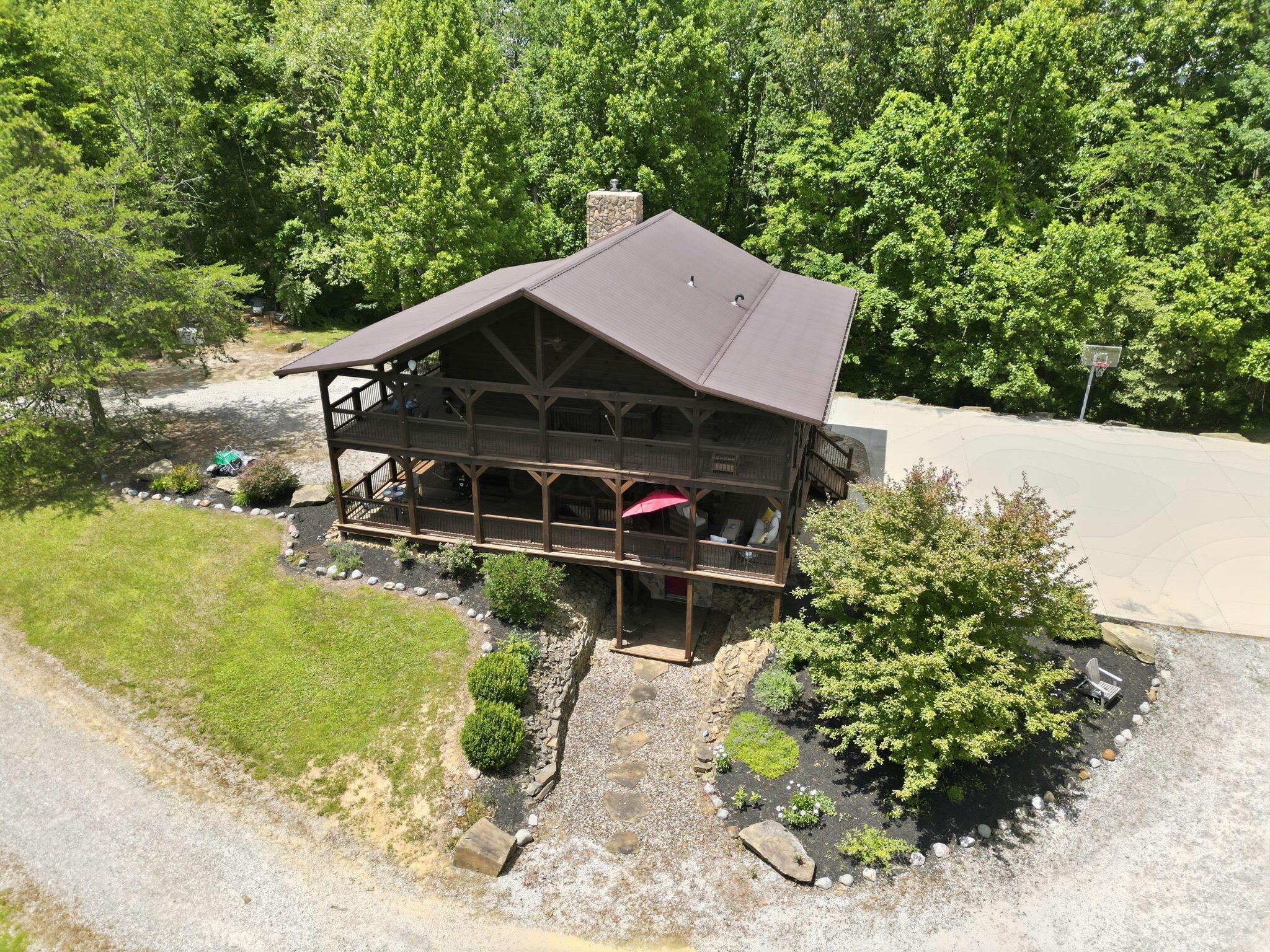 2611 Eckert Road Se Property Photo 3