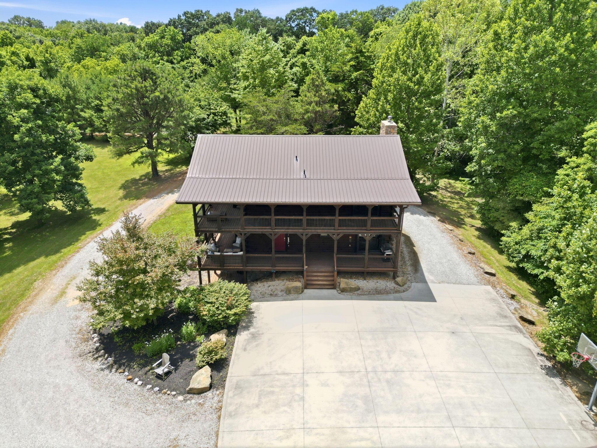 2611 Eckert Road Se Property Photo 8