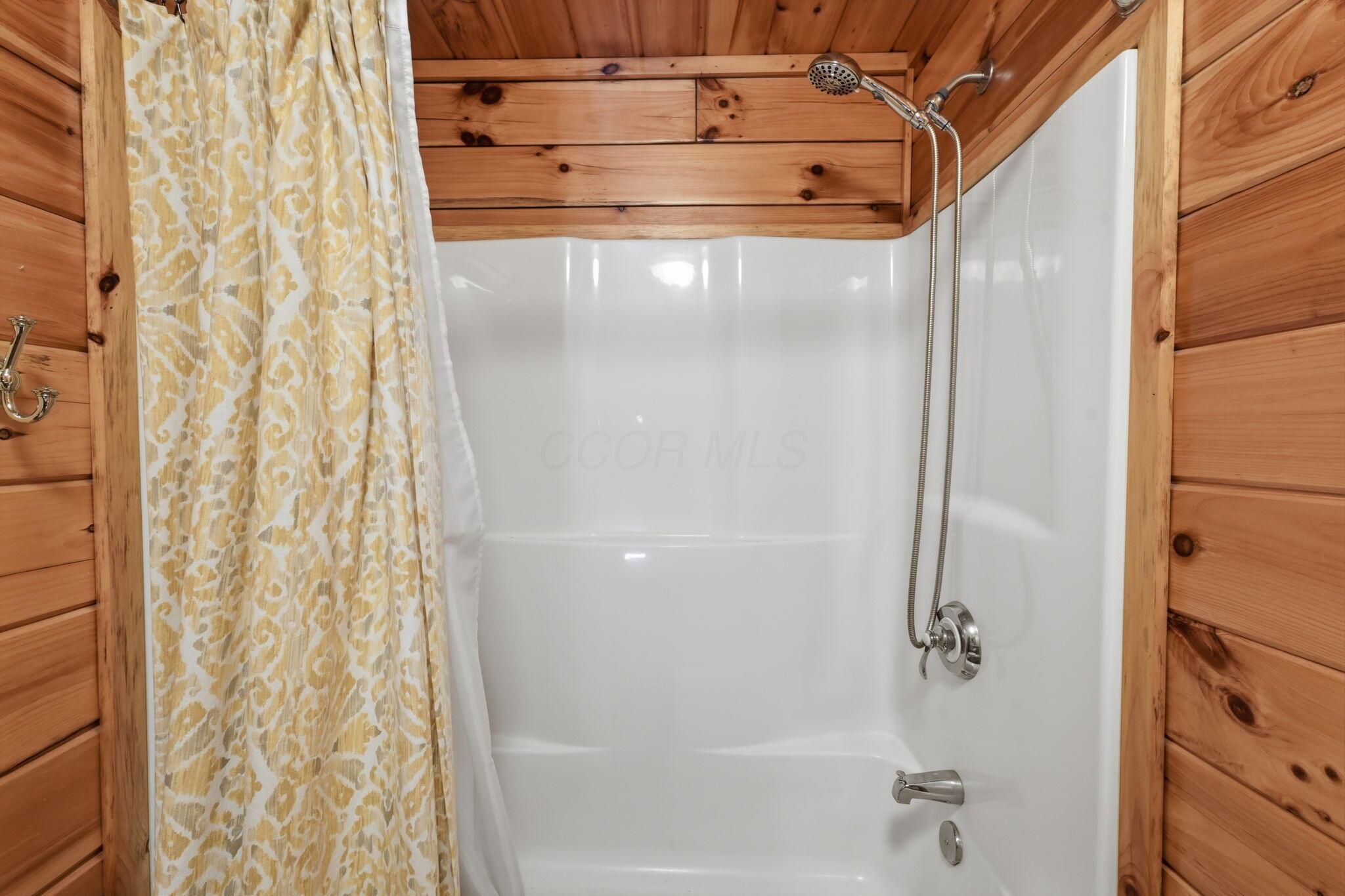 2611 Eckert Road Se Property Photo 52