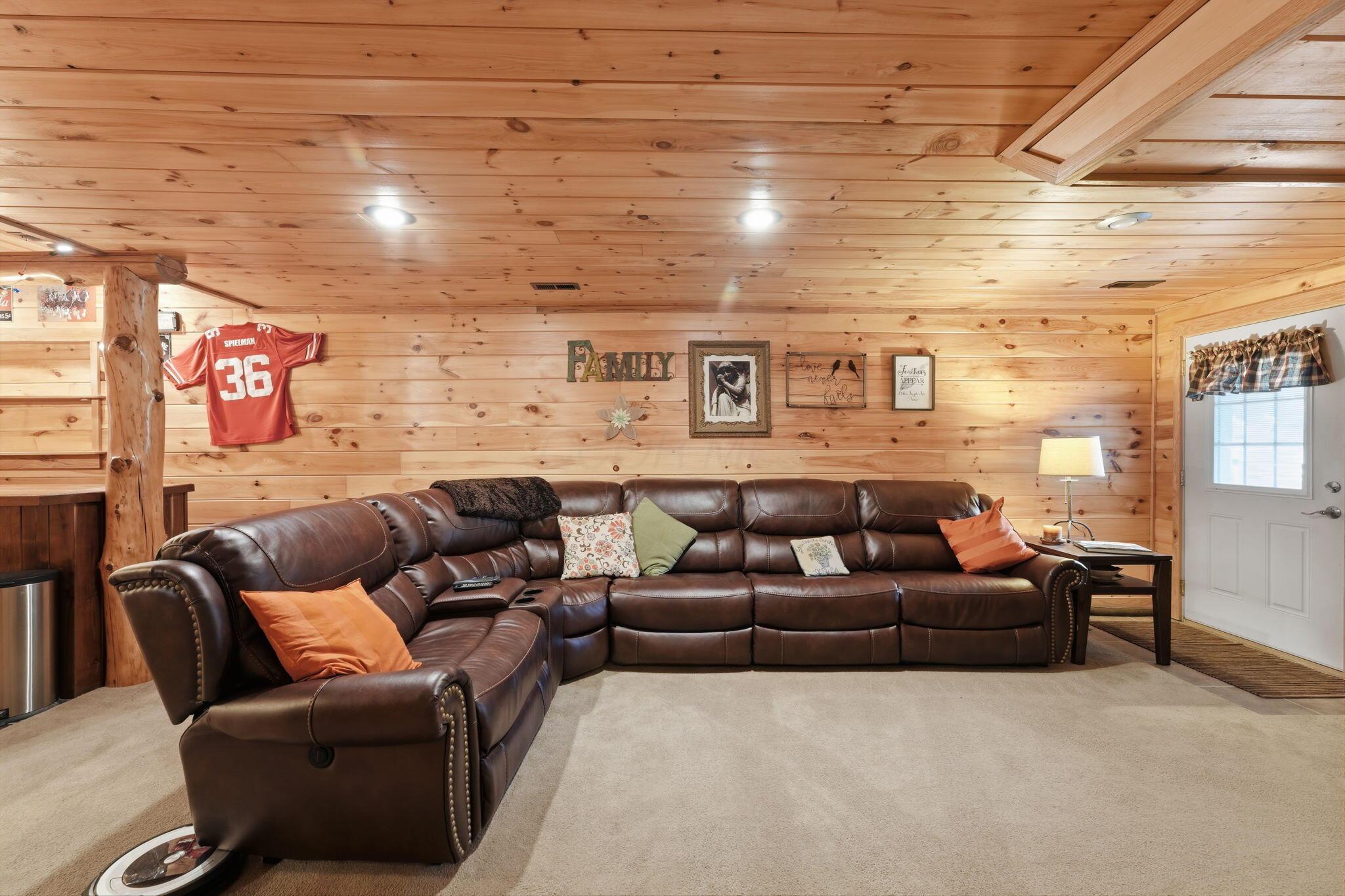 2611 Eckert Road Se Property Photo 53