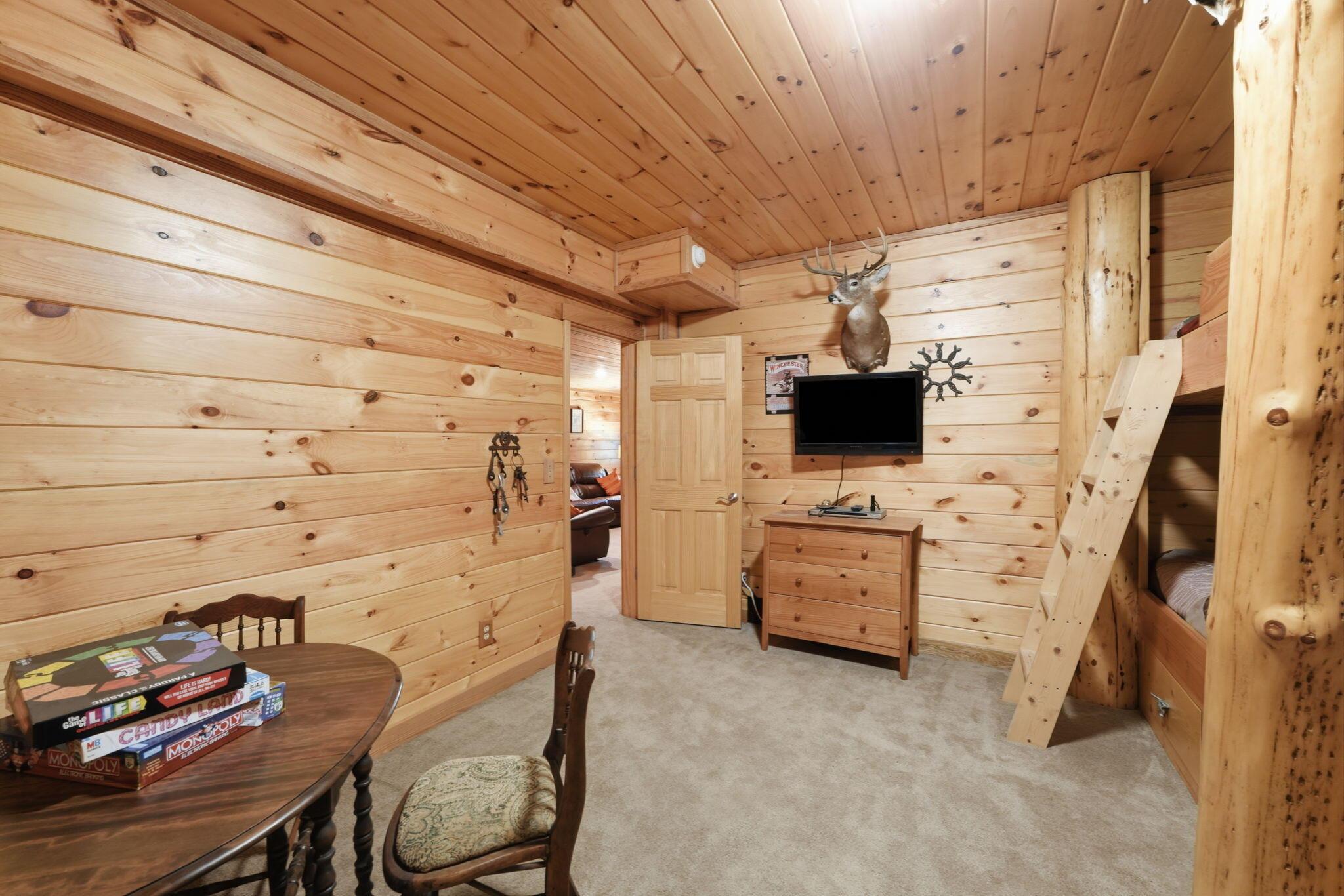 2611 Eckert Road Se Property Photo 60