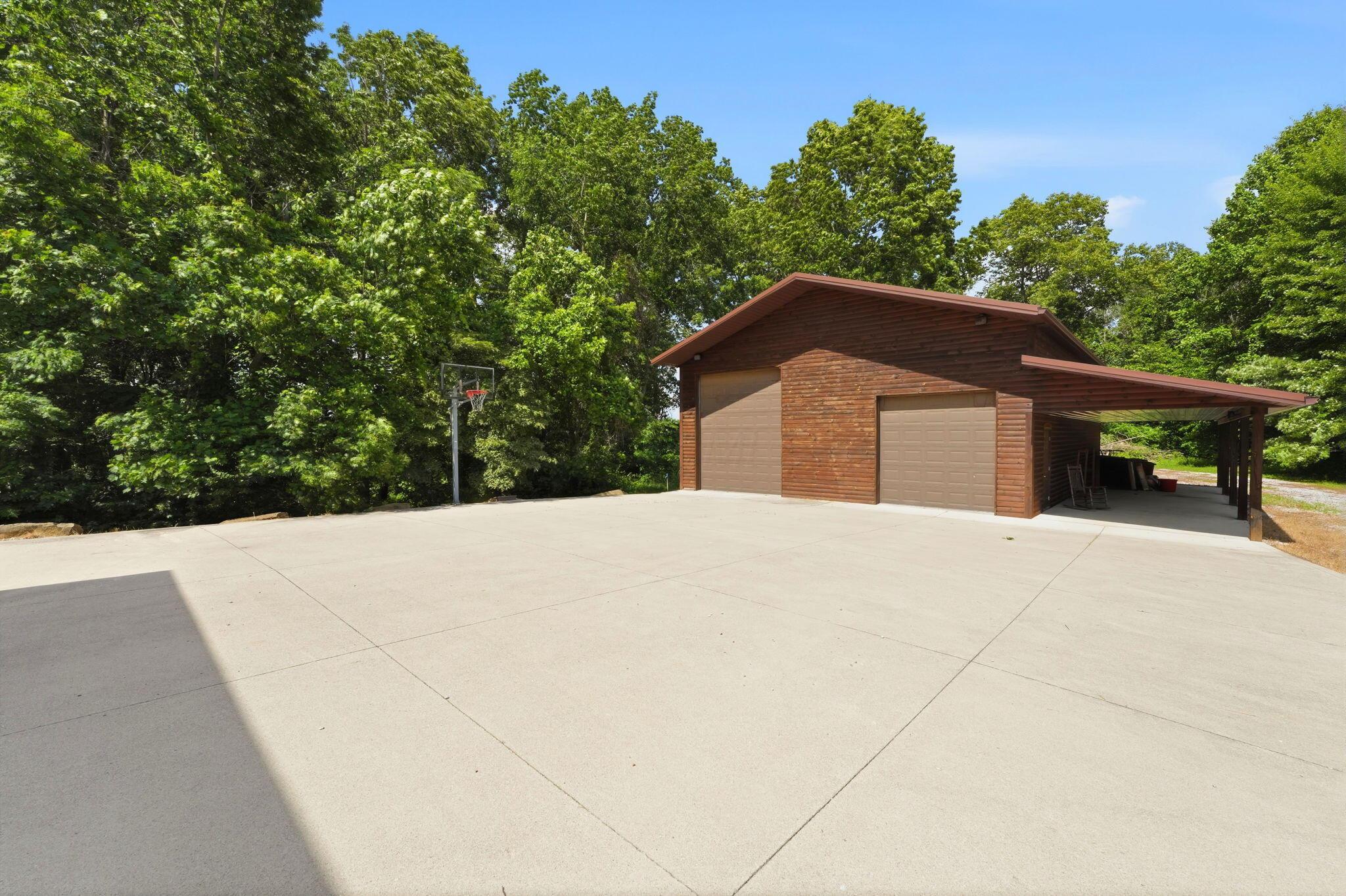 2611 Eckert Road Se Property Photo 62