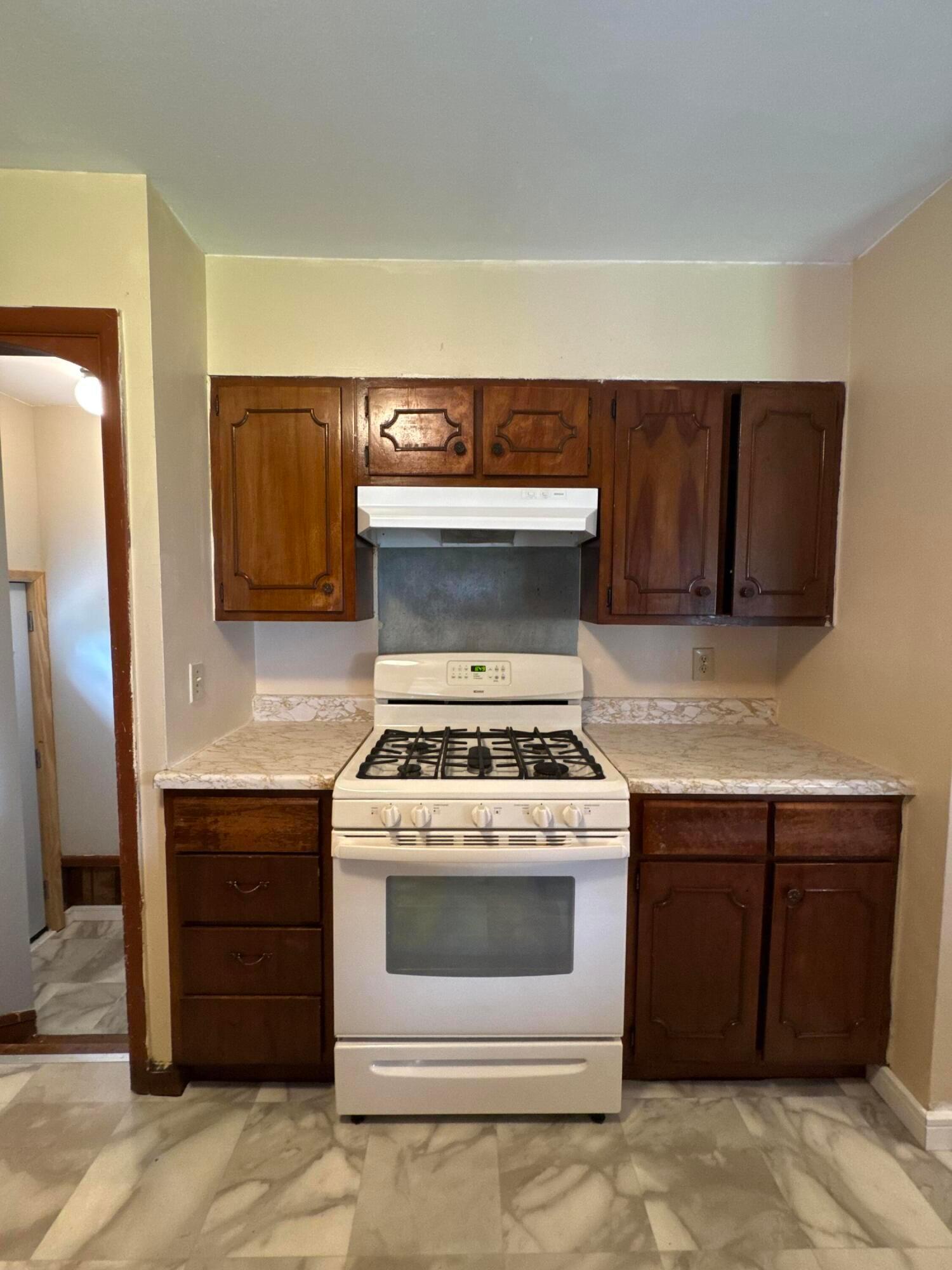 2480 Vanderberg Avenue Property Photo 7