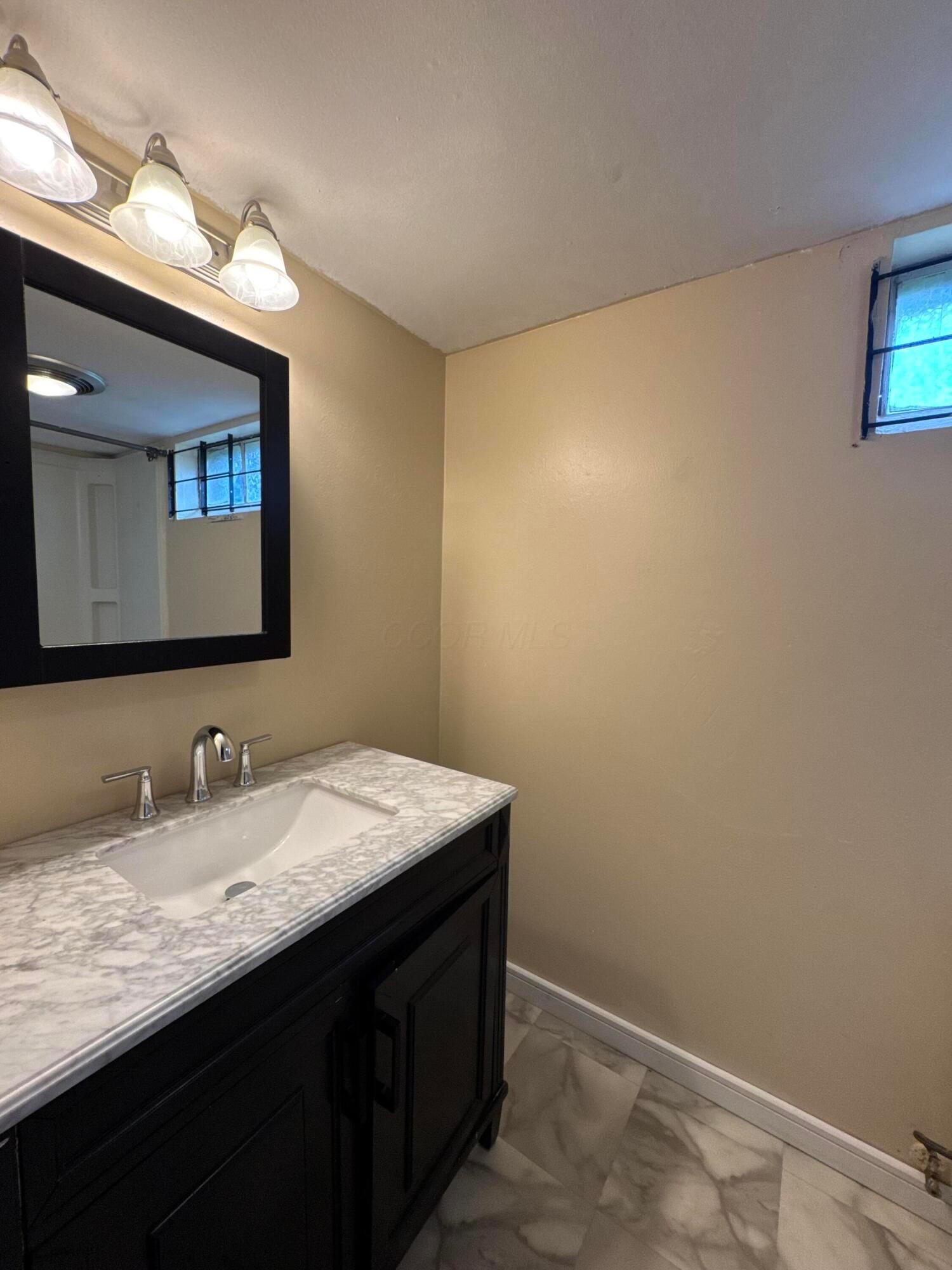2480 Vanderberg Avenue Property Photo 19