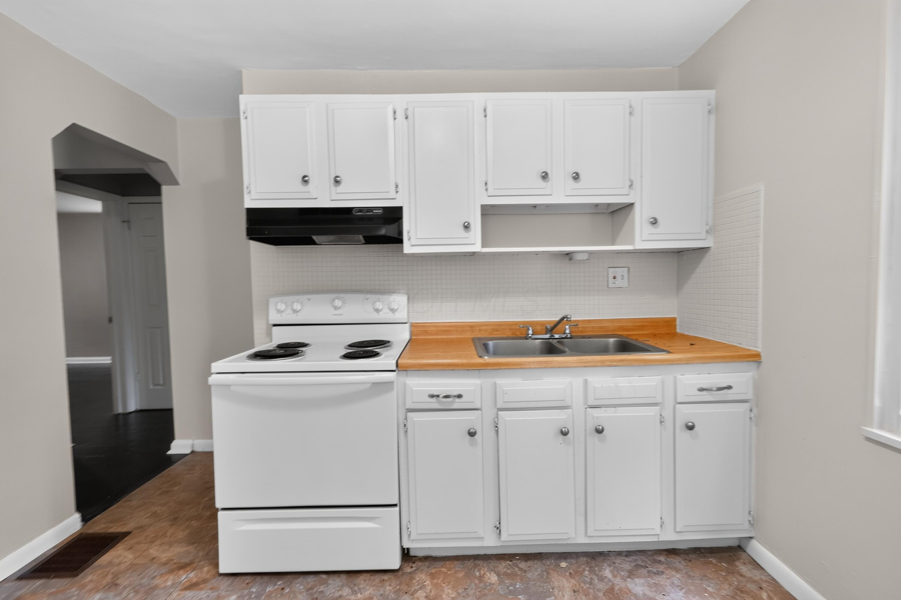 852 S Hampton Road Property Photo 14