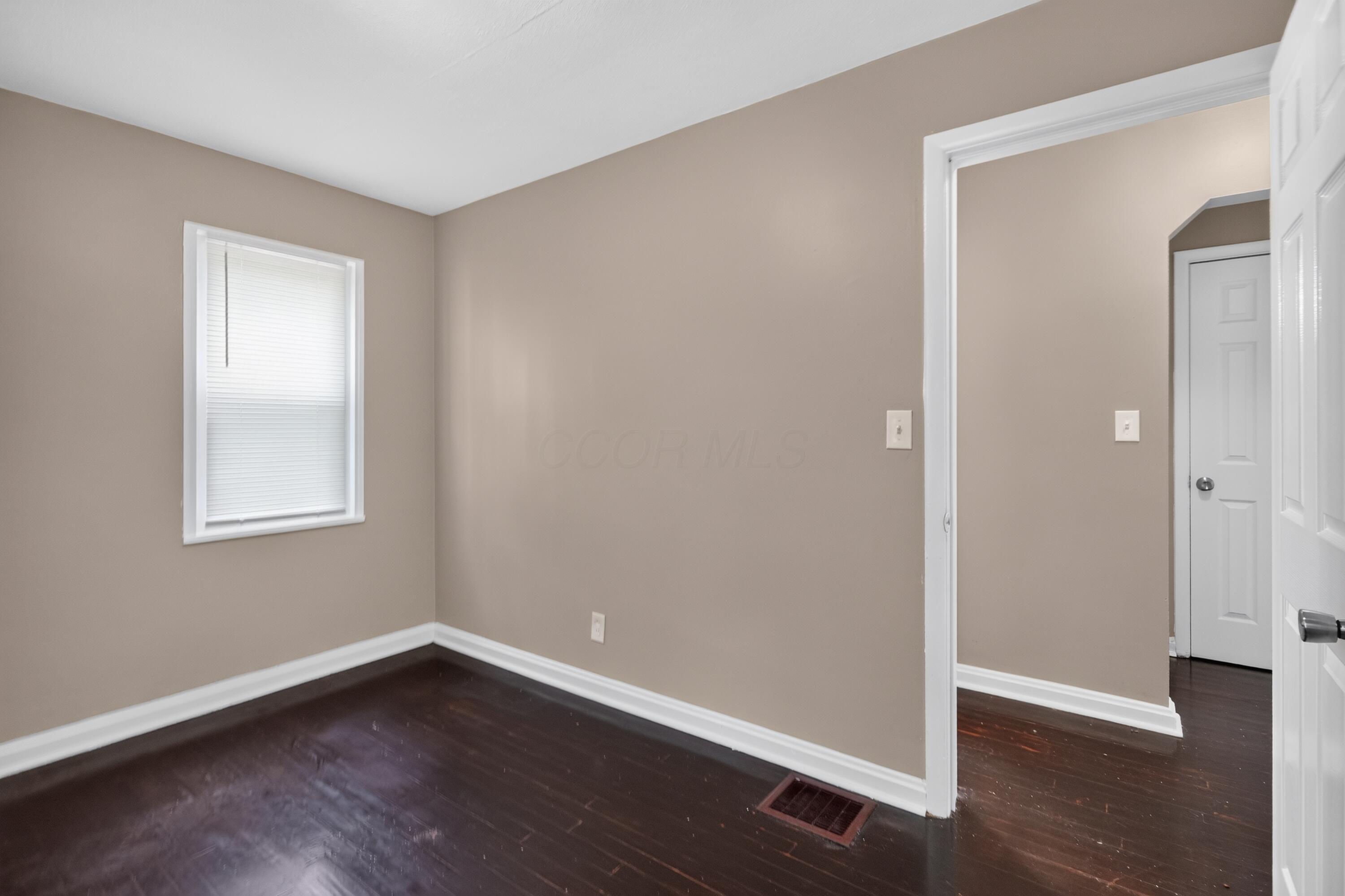 852 S Hampton Road Property Photo 17