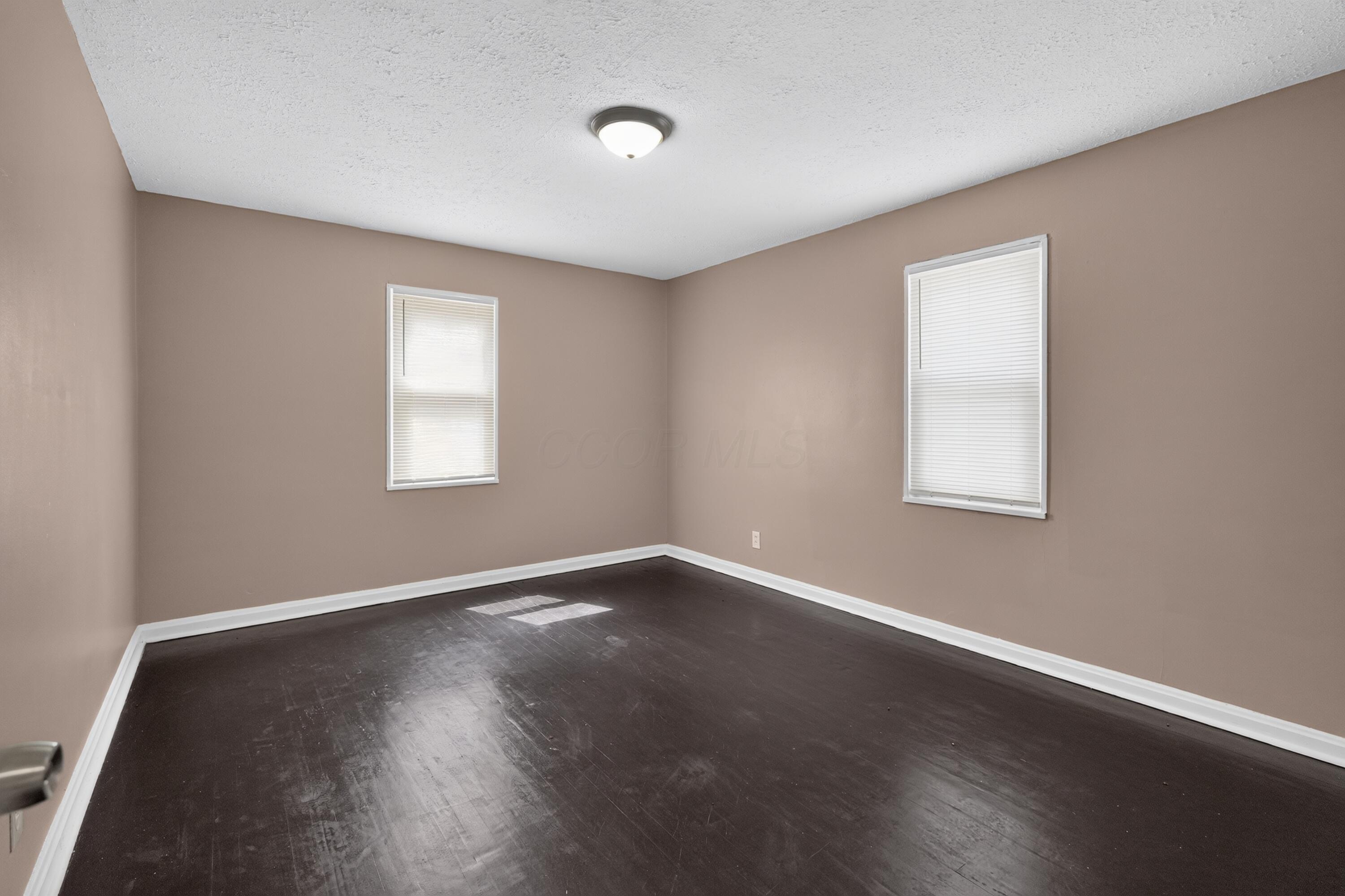 852 S Hampton Road Property Photo 19