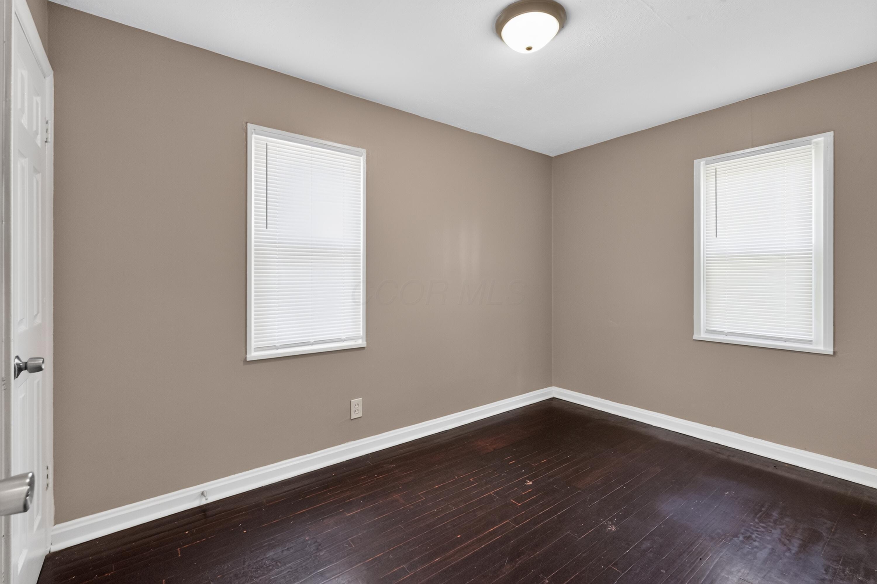 852 S Hampton Road Property Photo 20