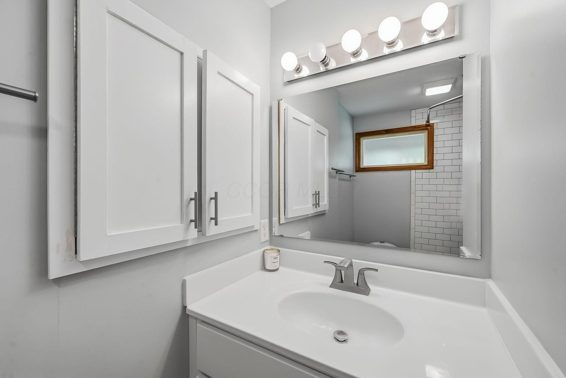 1109 N Park Street Property Photo 15