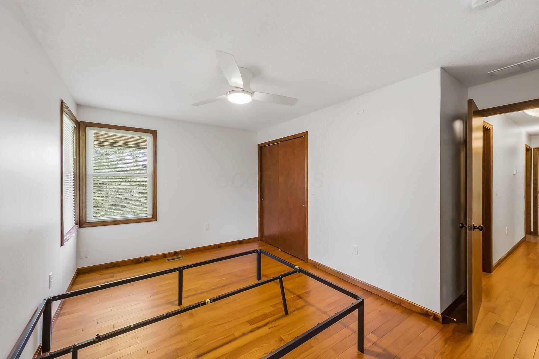 1109 N Park Street Property Photo 24