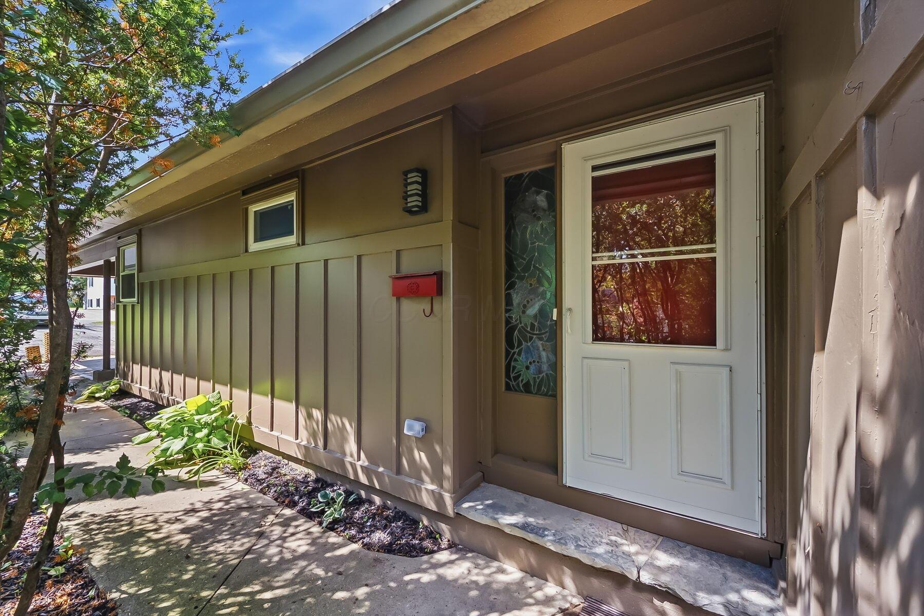 1109 N Park Street Property Photo 37