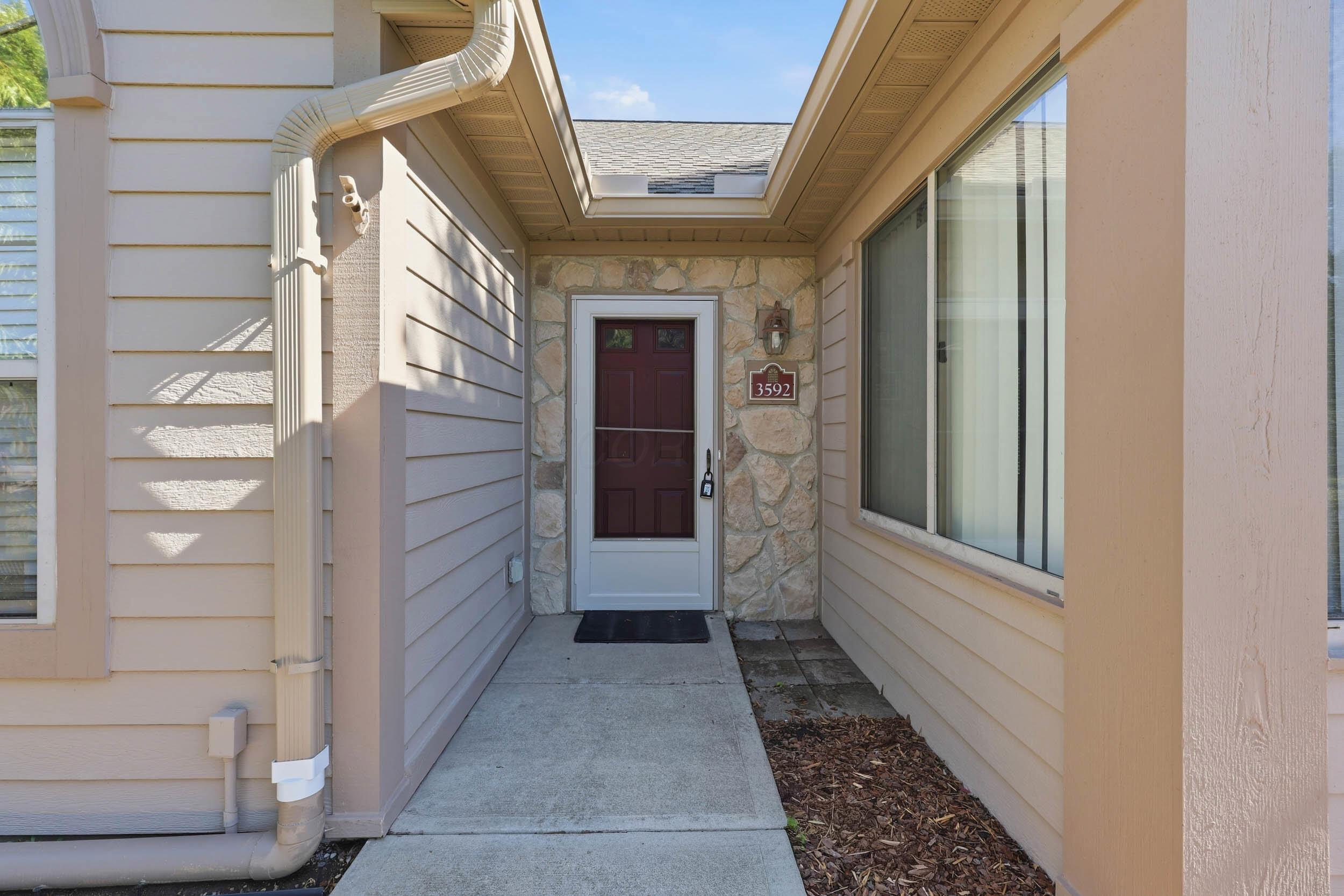 3592 Stoneway Point Property Photo 6