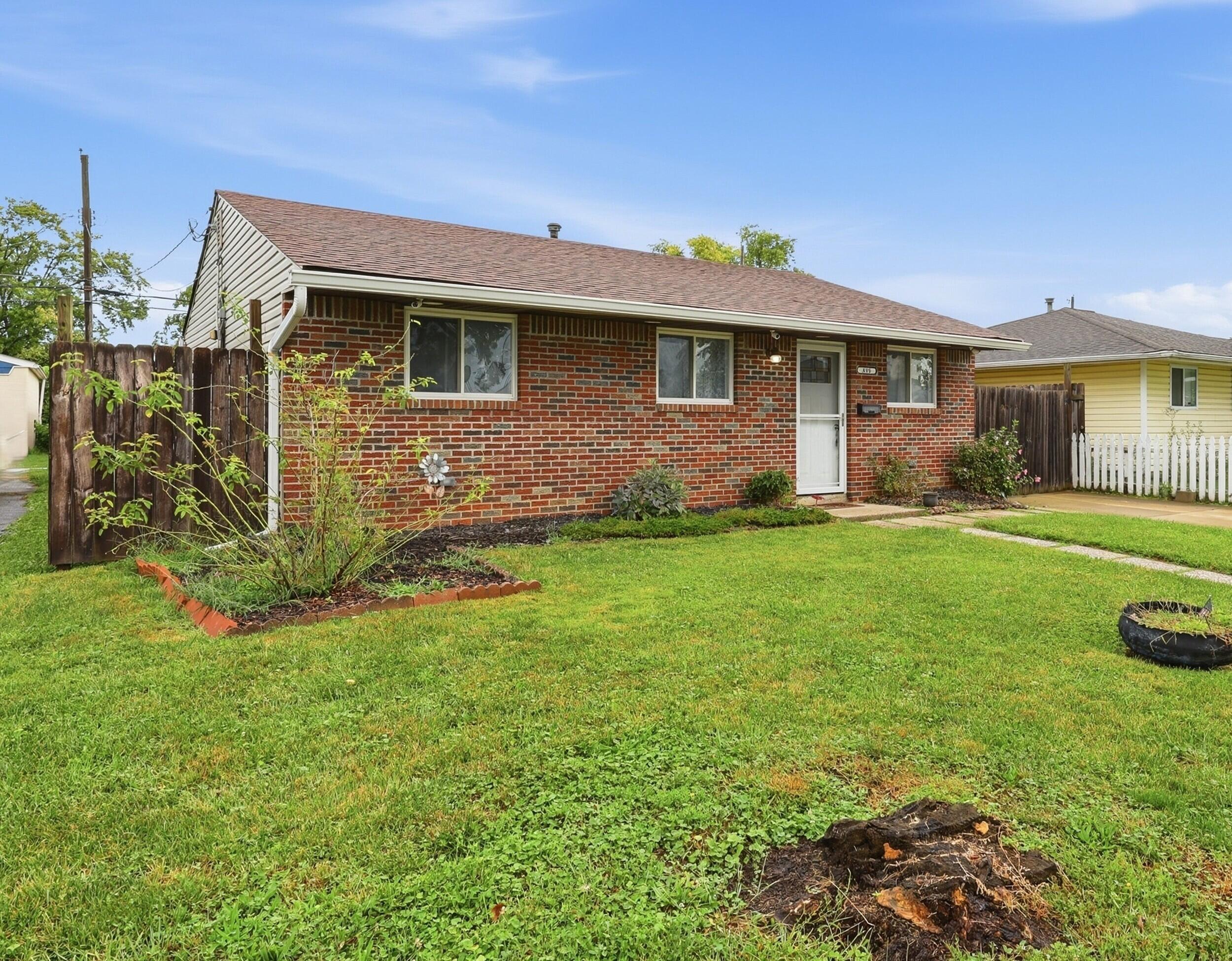 890 Bruckner Road Property Photo 4