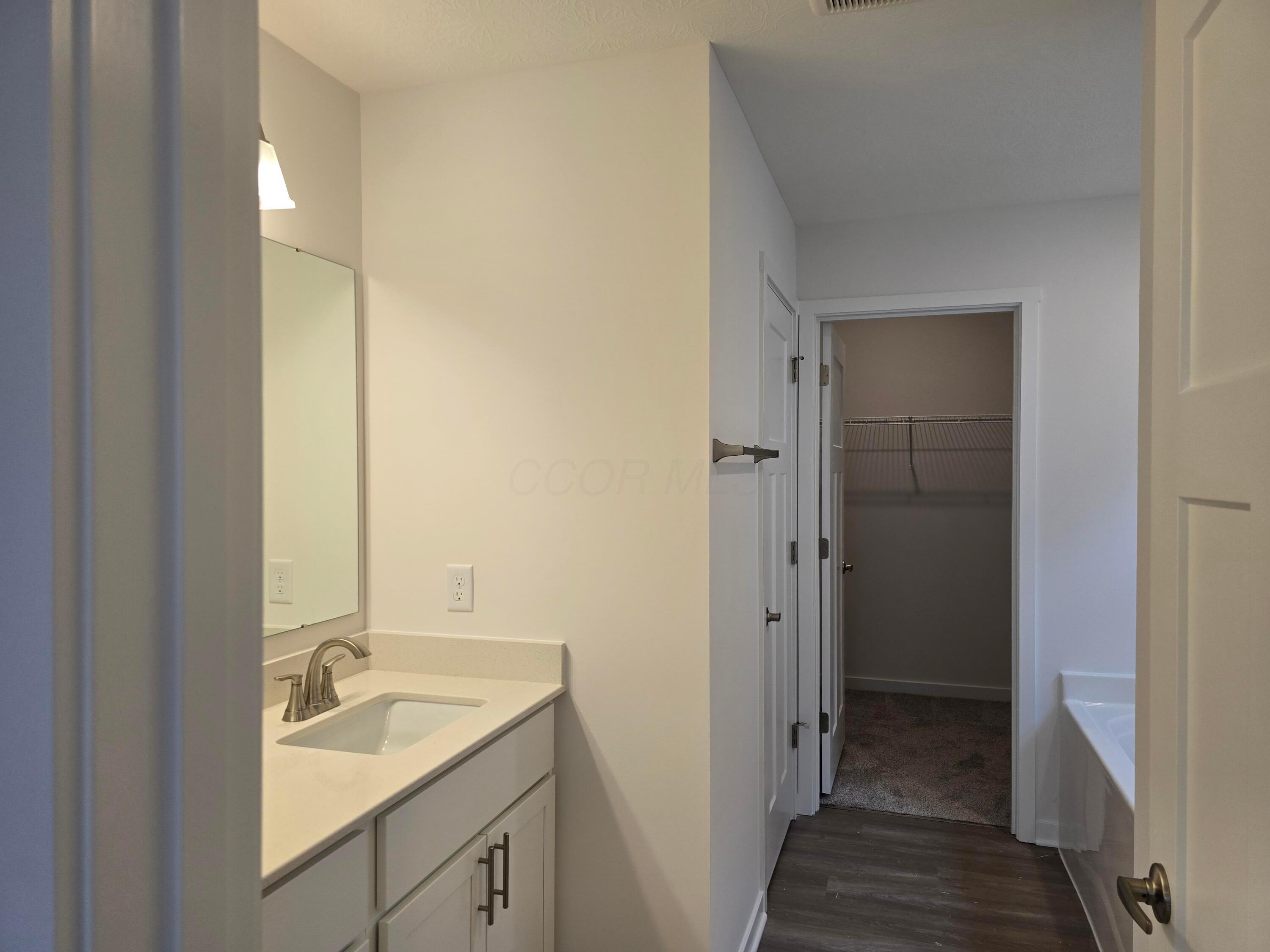 485 Creekside Drive Property Photo 14