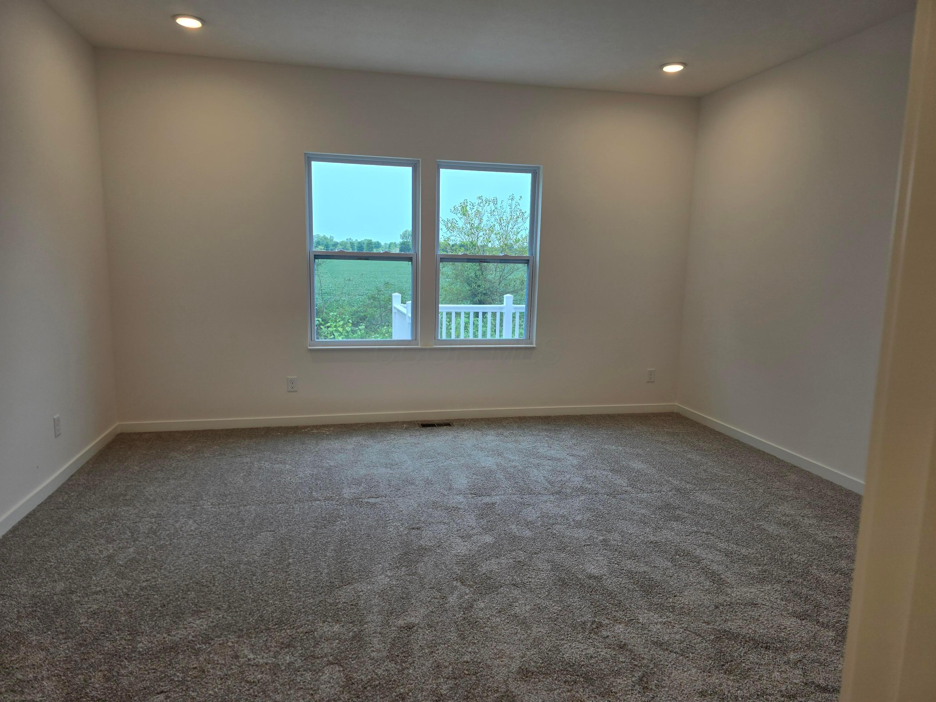 485 Creekside Drive Property Photo 15
