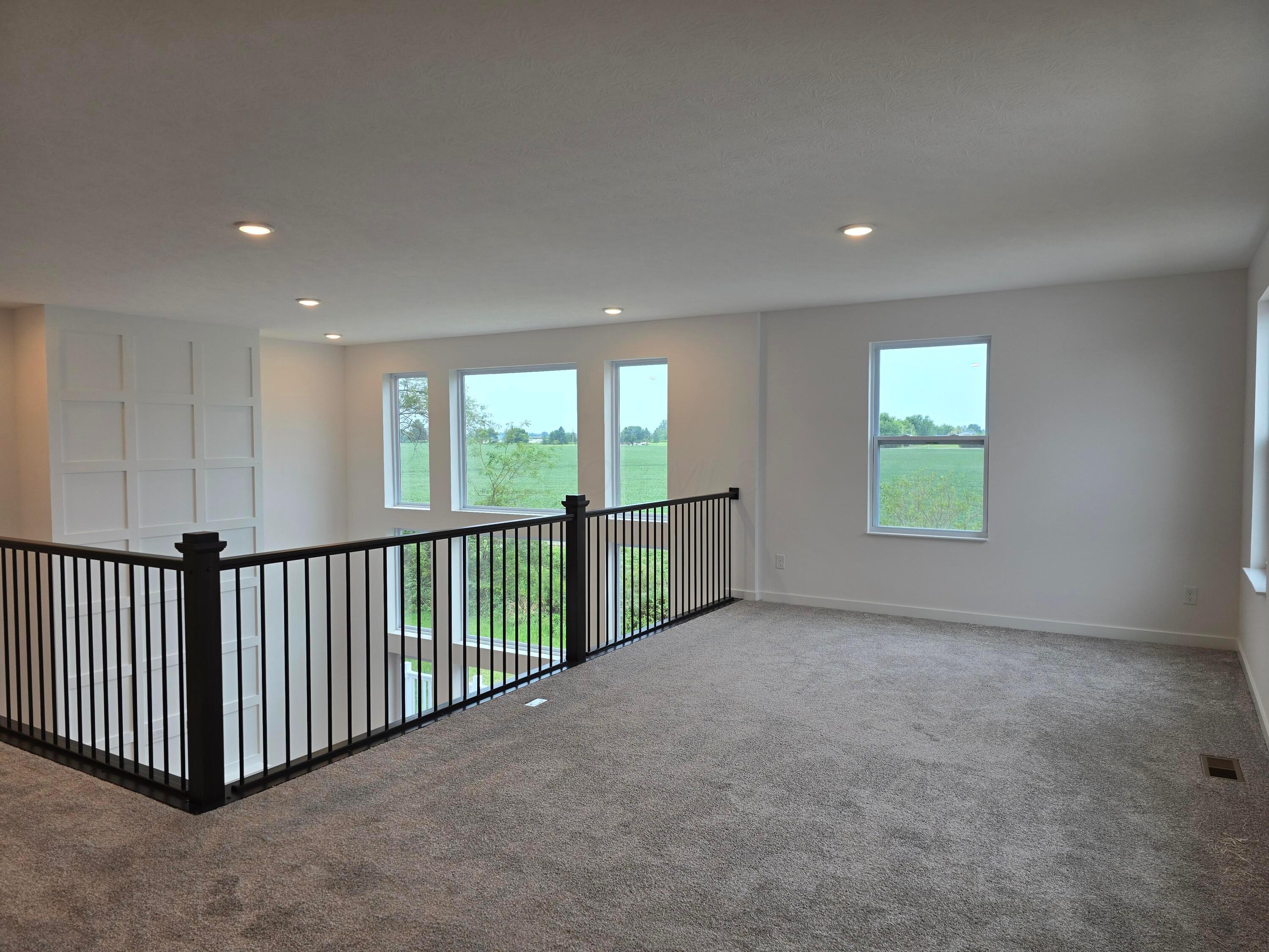 485 Creekside Drive Property Photo 28