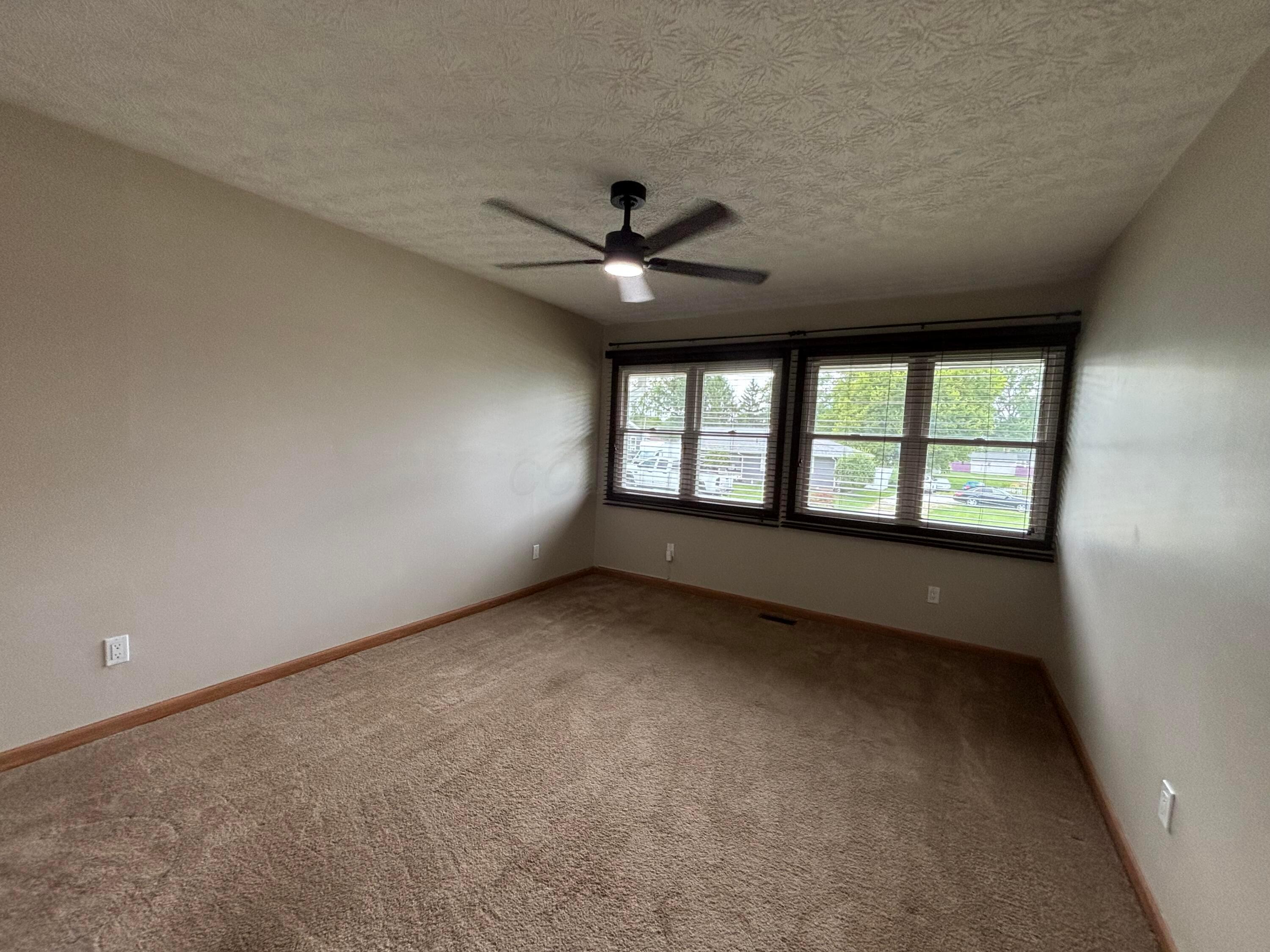 208 S Gordon Avenue Property Photo 11
