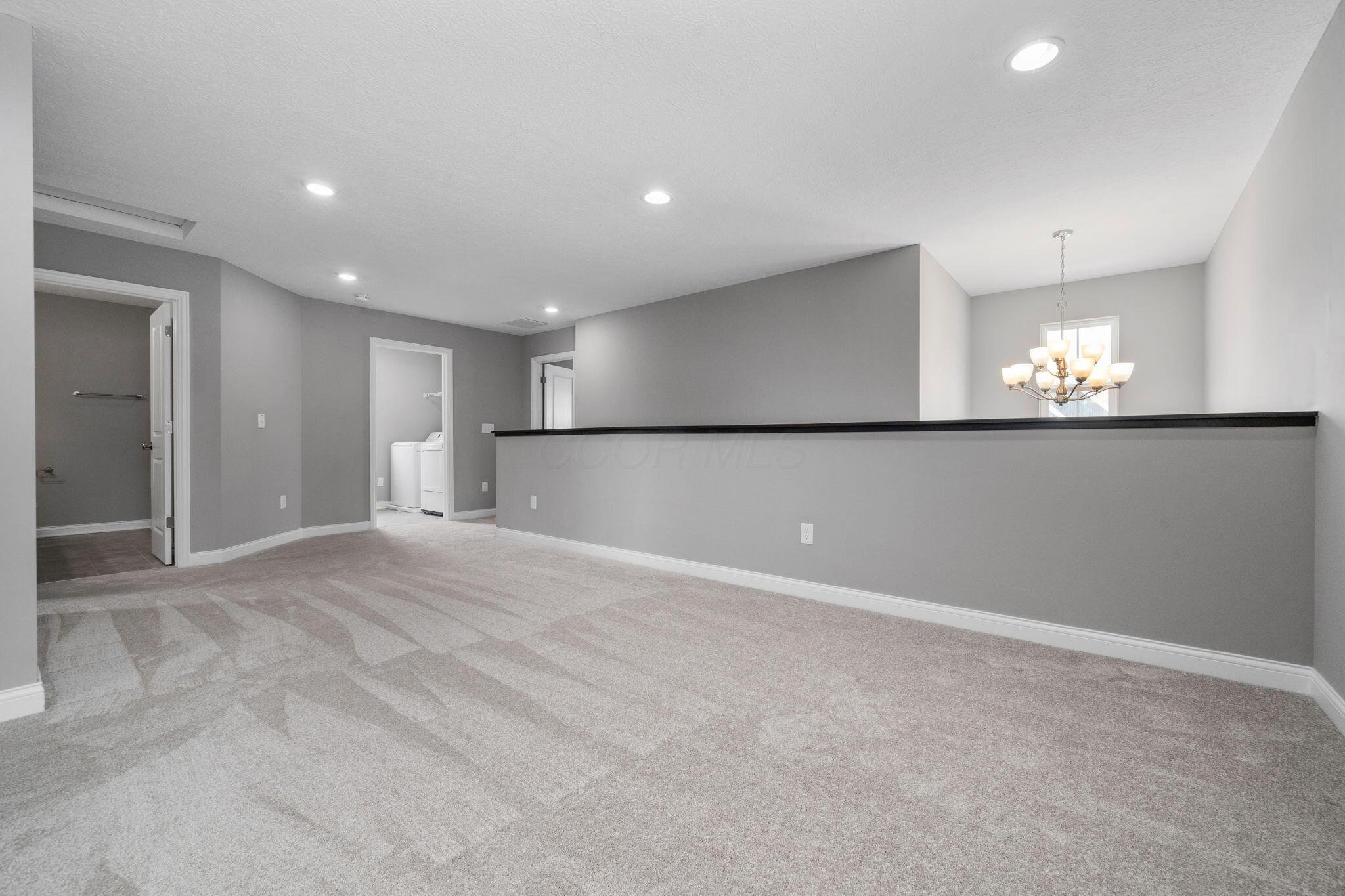 7035 Ashford Way Property Photo 21