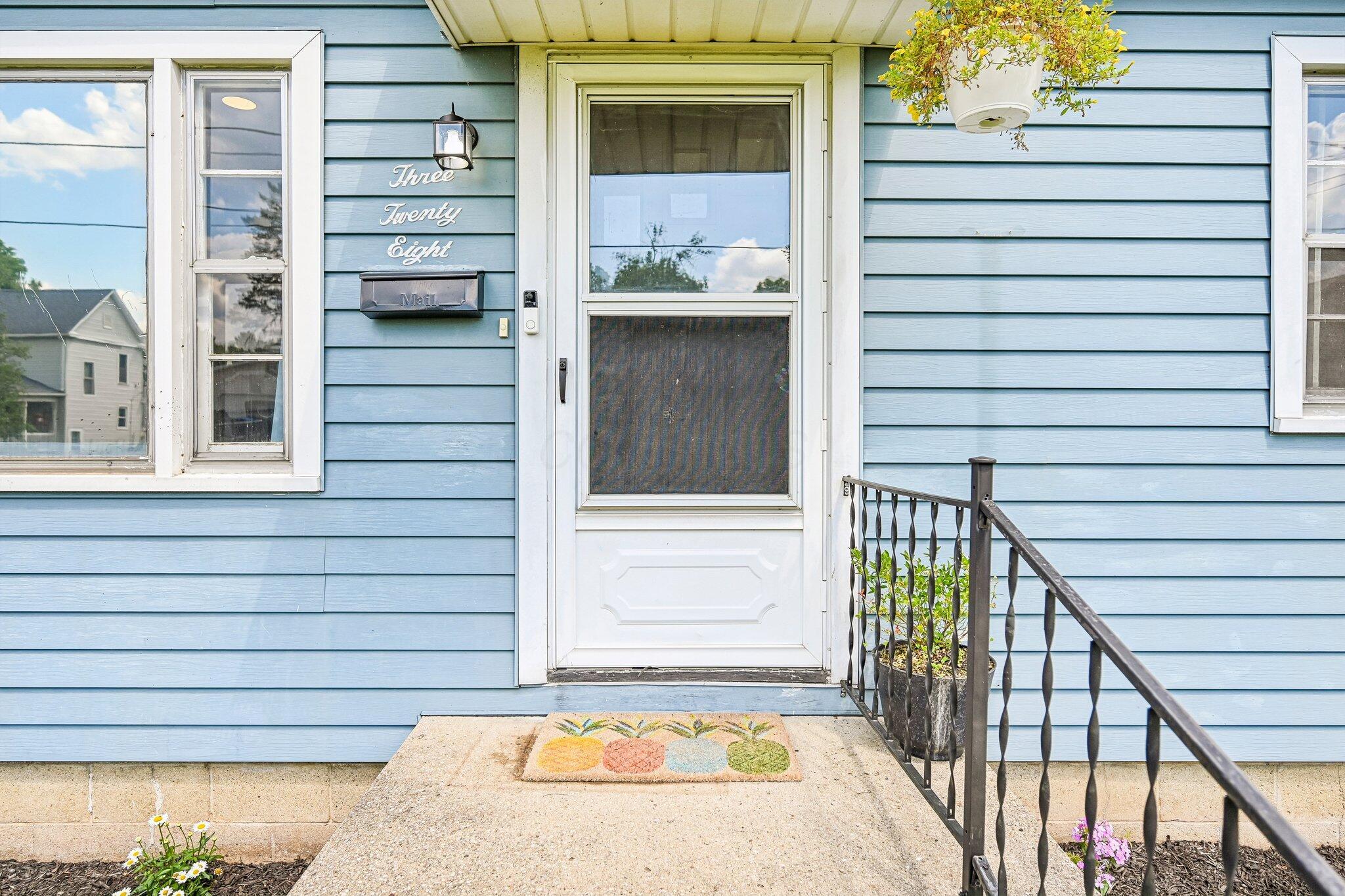 328 Eddy Street Property Photo 6