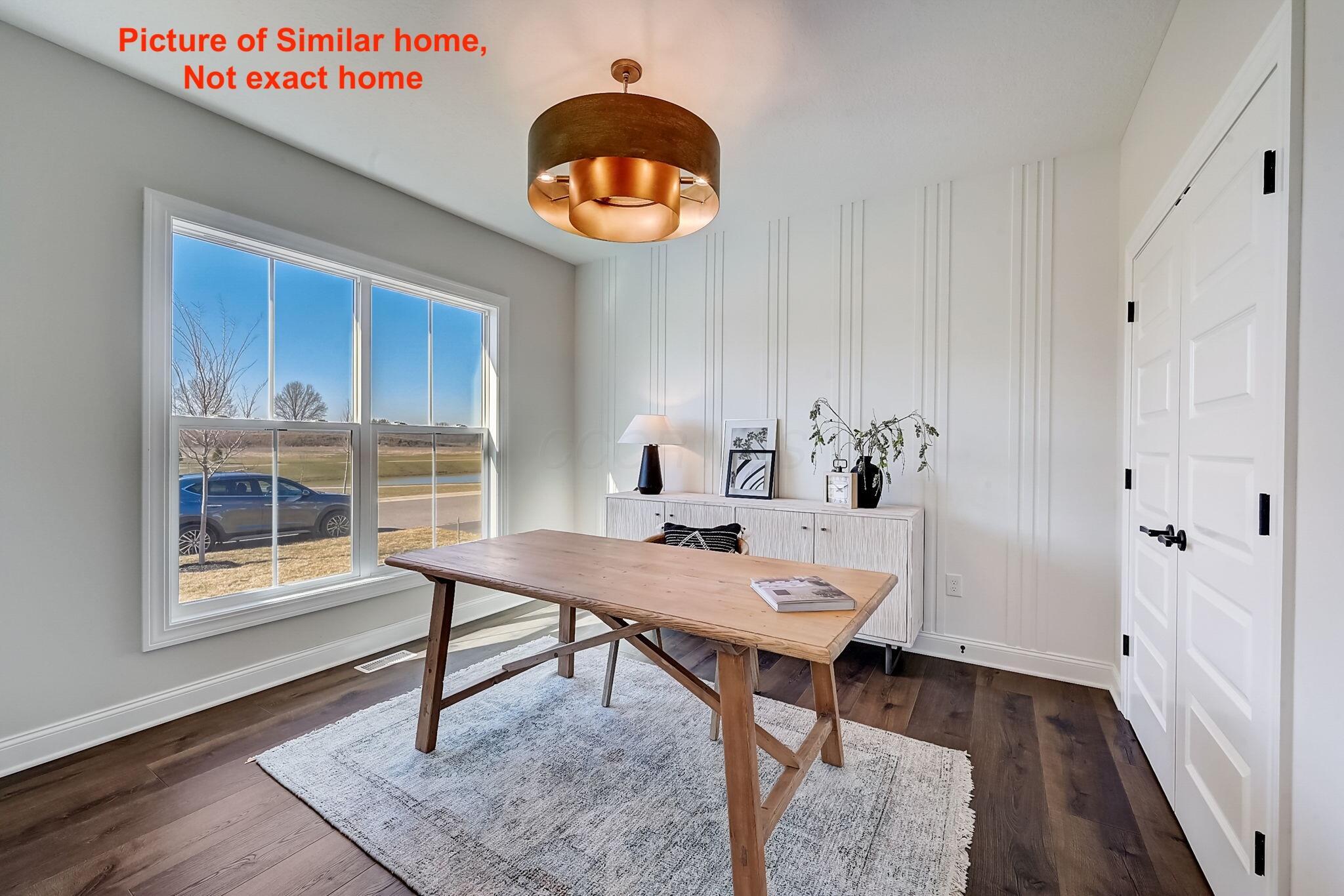 2580 Hackney Court Property Photo 4