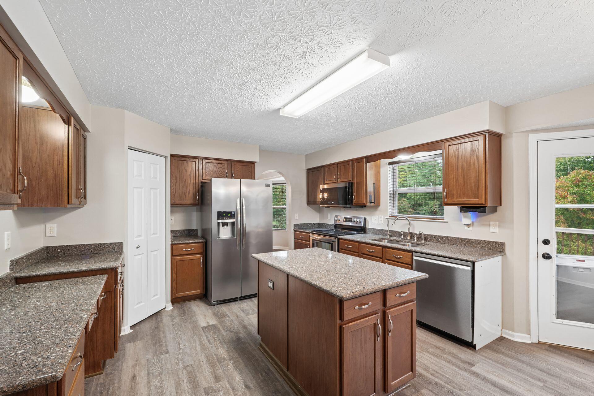 124 Long Hollow Drive Property Photo 14