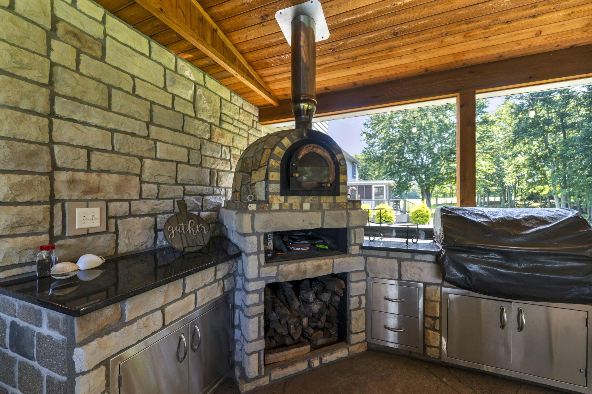 105 Opal Lane Property Photo 7