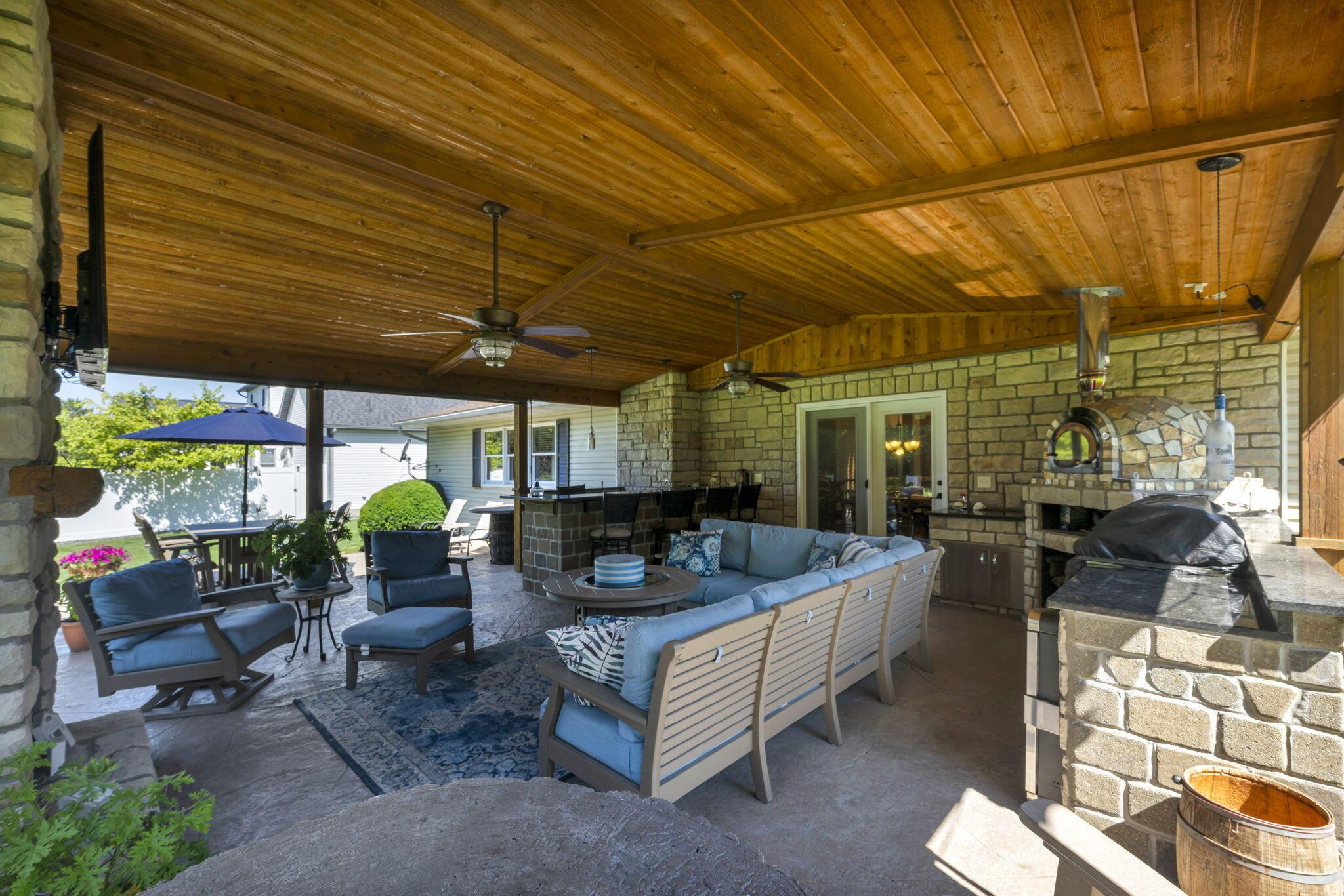105 Opal Lane Property Photo 8