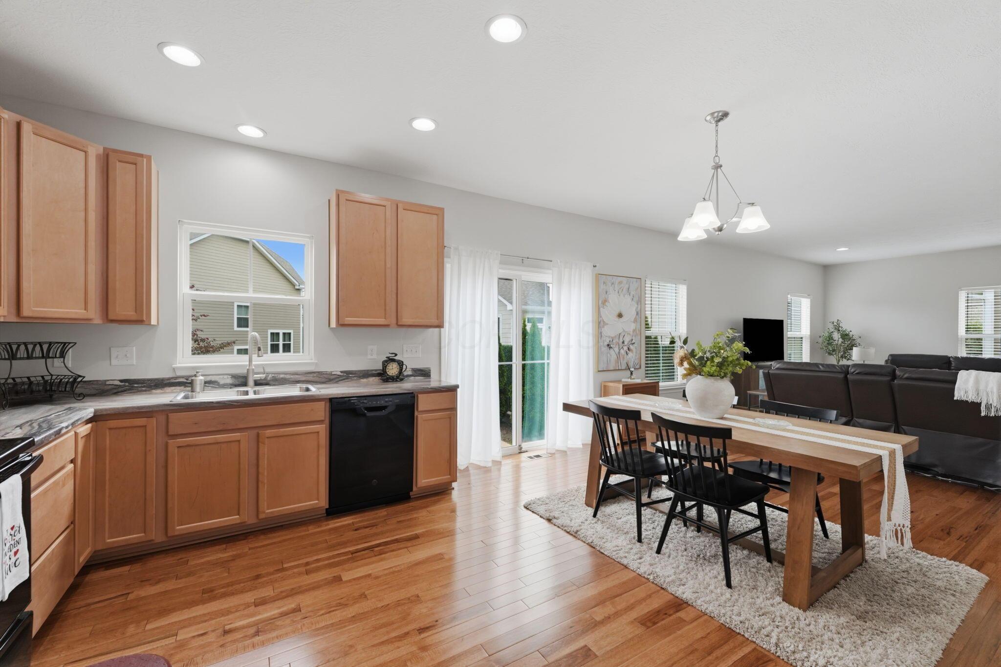 7682 Scioto Crossing Boulevard, 21 Property Photo 12