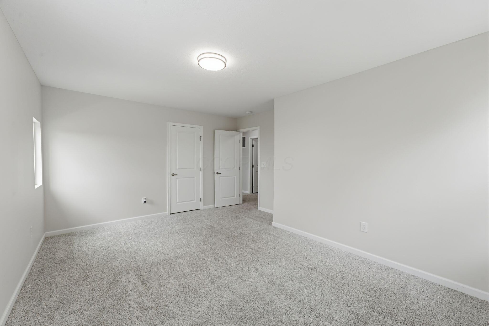 7682 Scioto Crossing Boulevard, 21 Property Photo 27