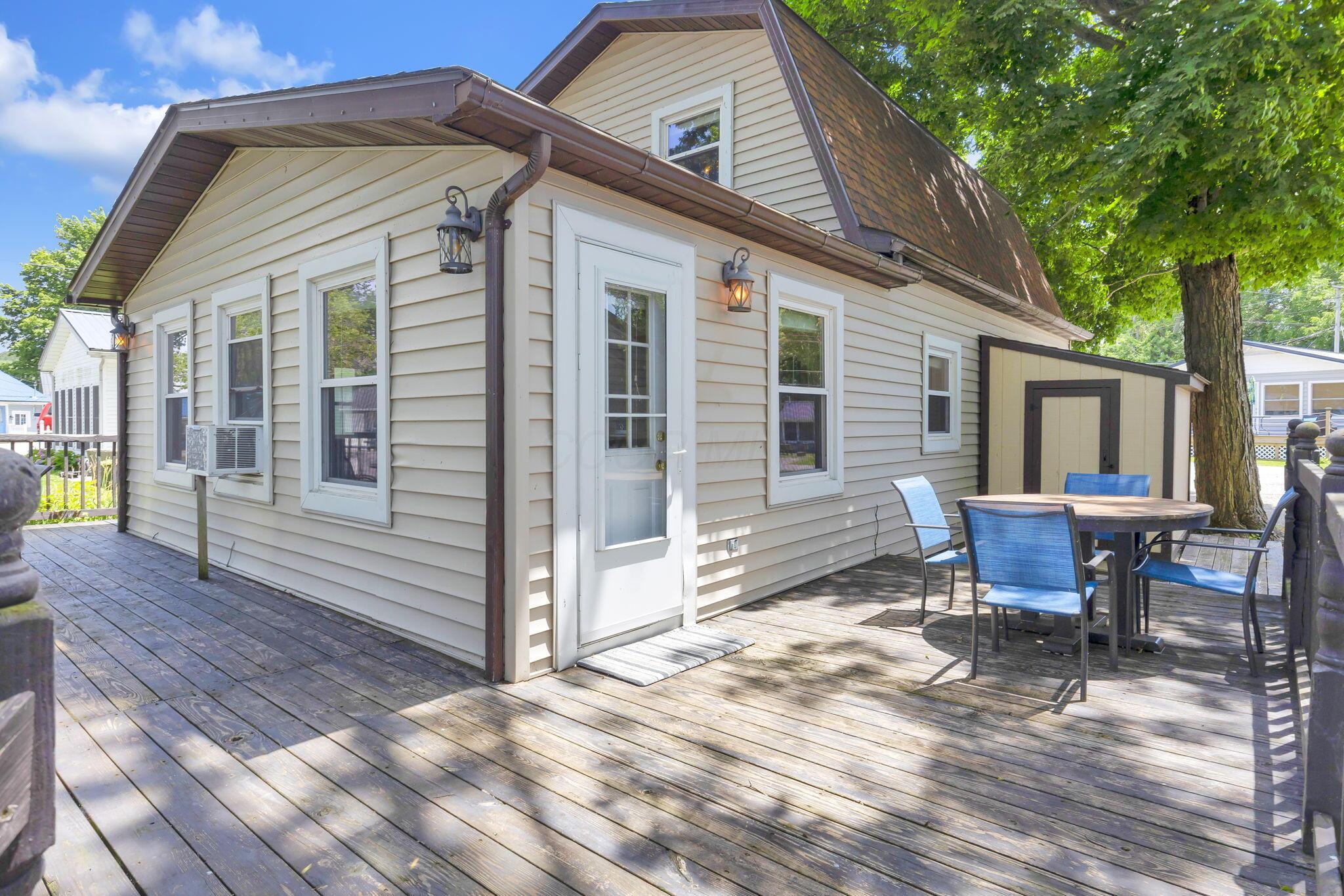 13957 Custers Point Road Ne Property Photo 5