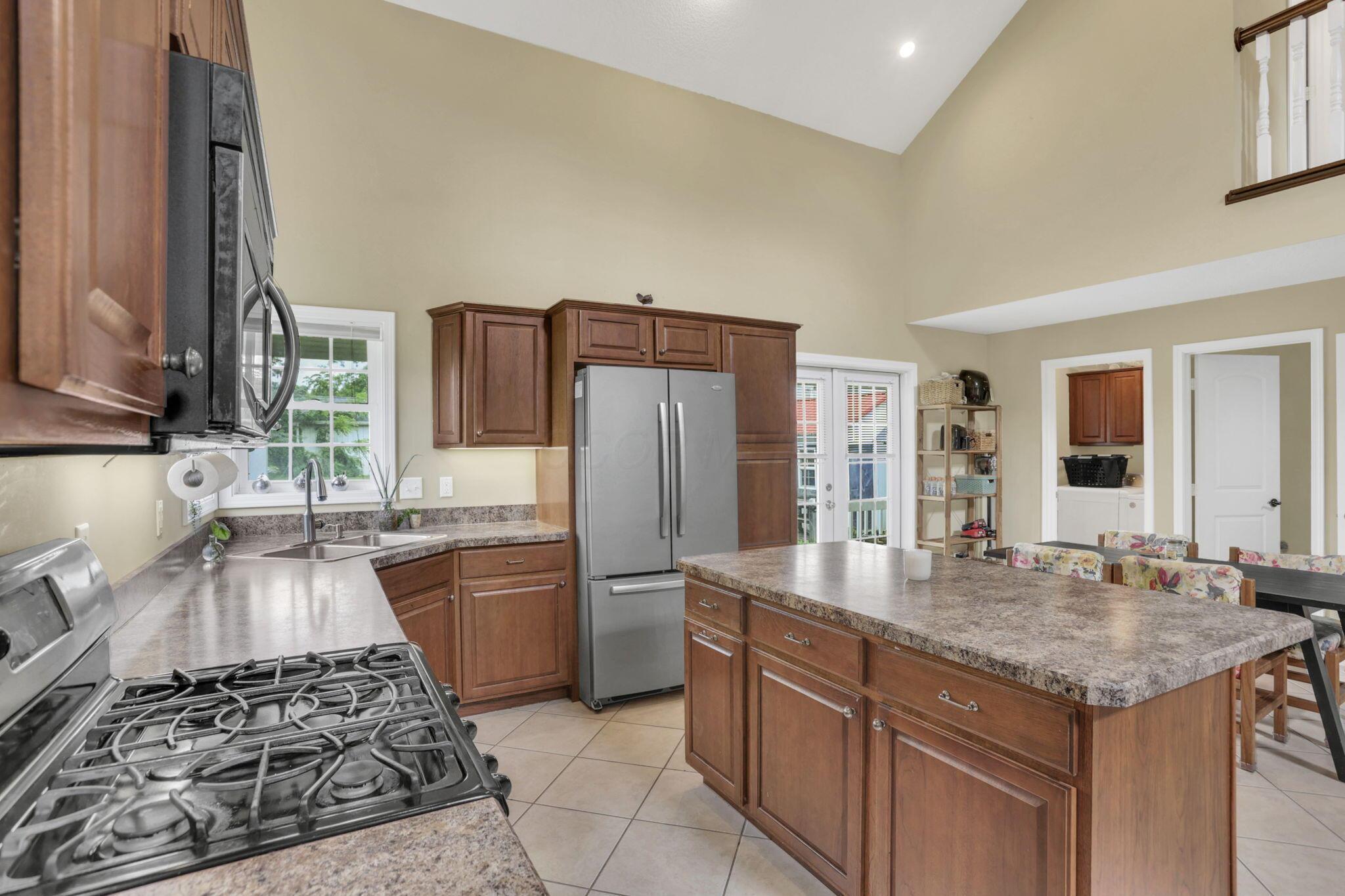 10256 4th Street Property Photo 19