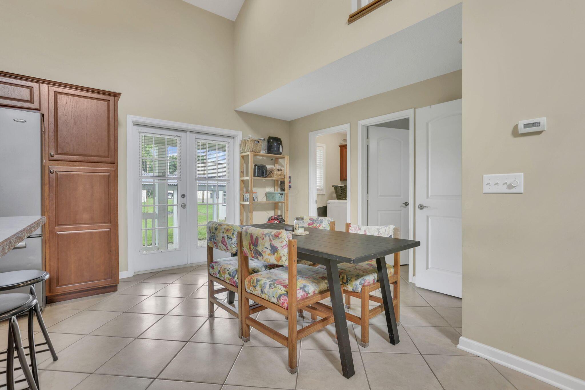 10256 4th Street Property Photo 23