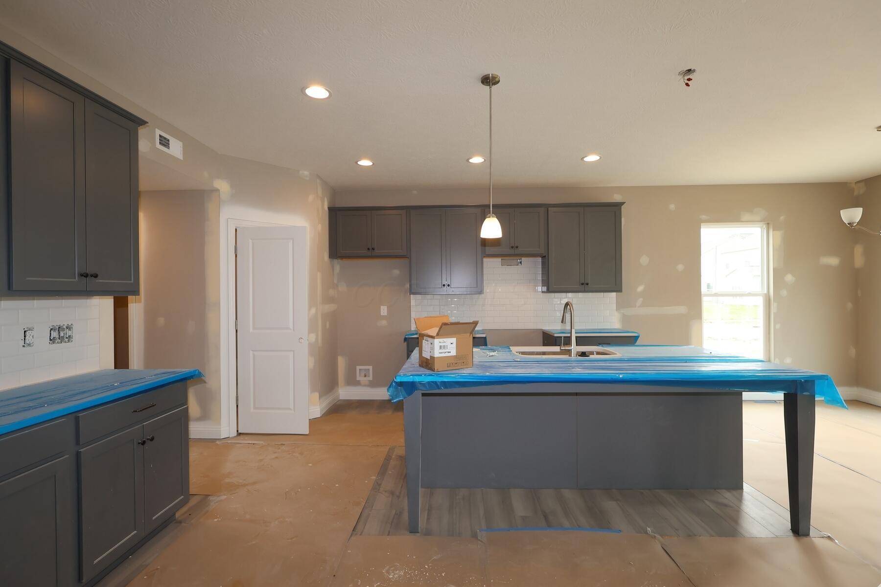 2788 Coltstail Drive Property Photo 3