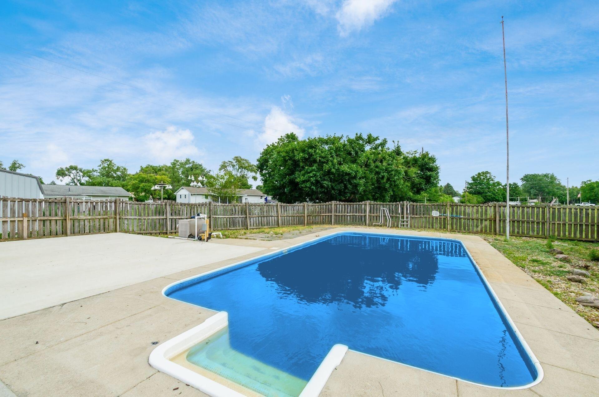 12635 Clark Drive Property Photo 8
