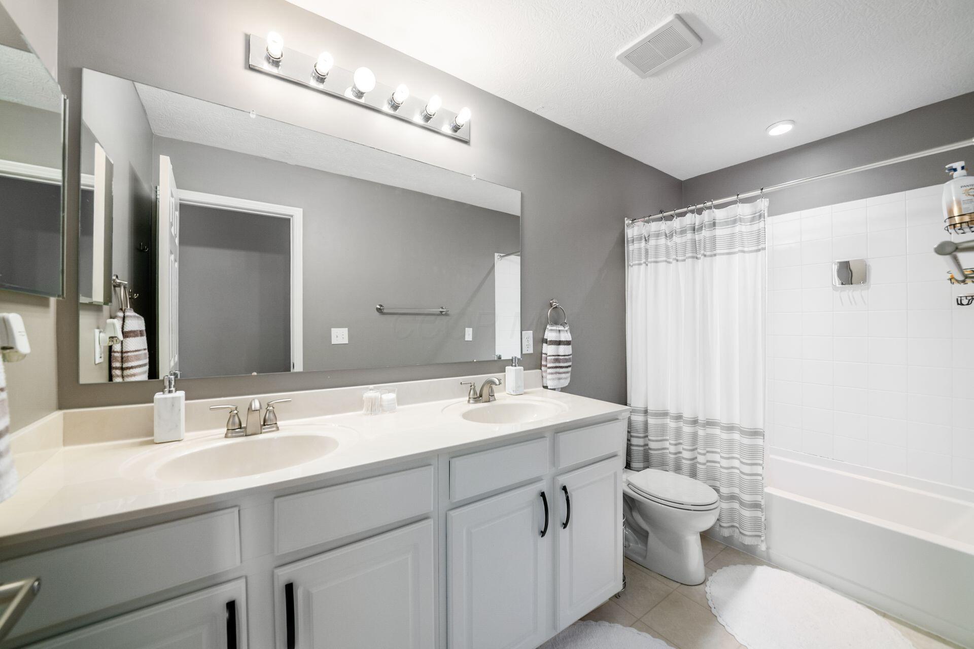 156 Diverston Way Property Photo 40