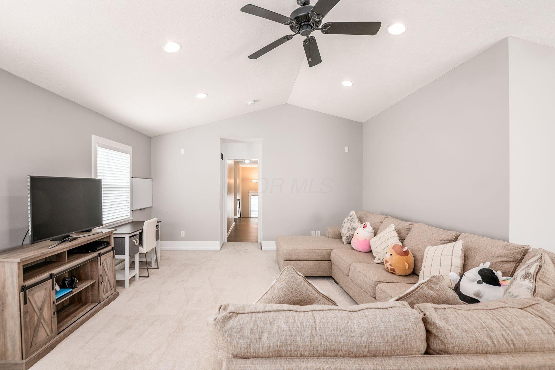 156 Diverston Way Property Photo 43