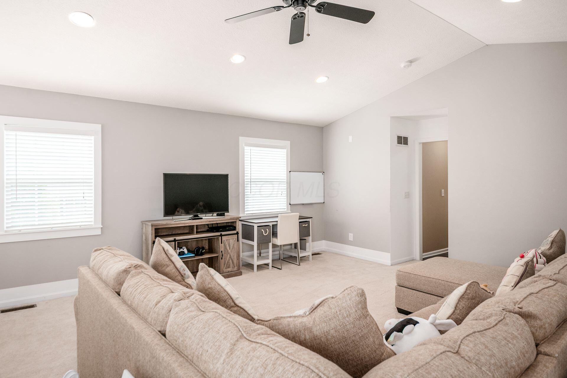 156 Diverston Way Property Photo 44