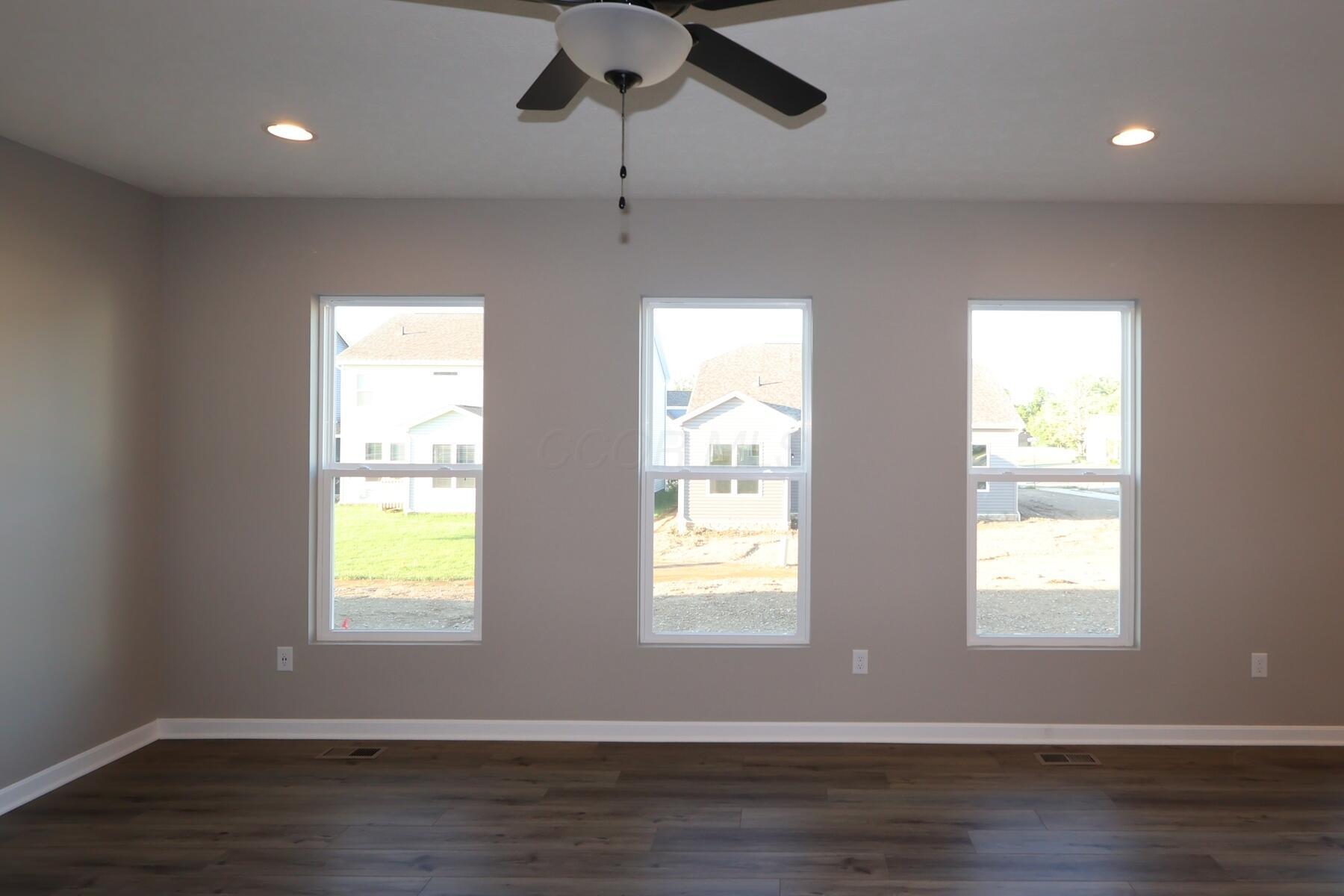 1191 Jeffrey Lane Property Photo 7