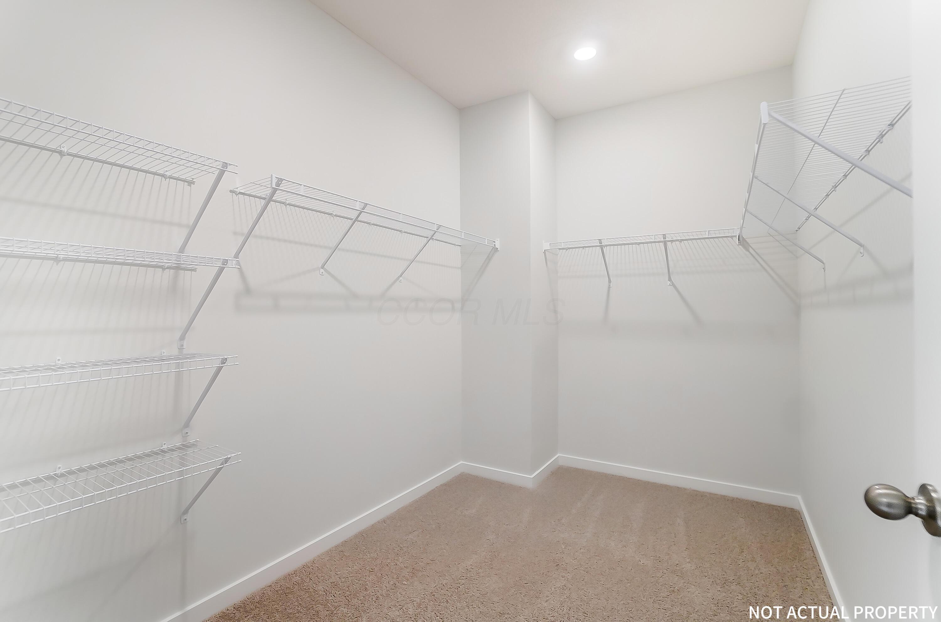 1129 Sherwood Loop Property Photo 12