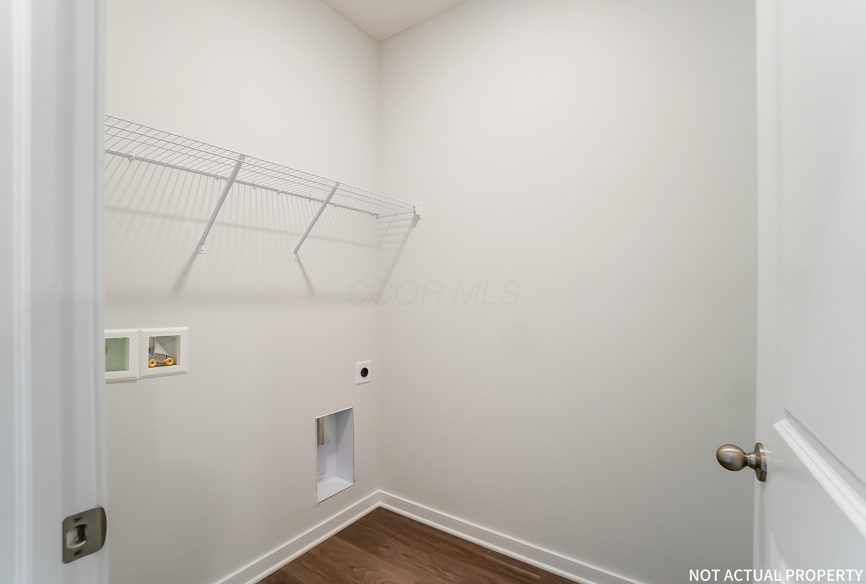 1129 Sherwood Loop Property Photo 24