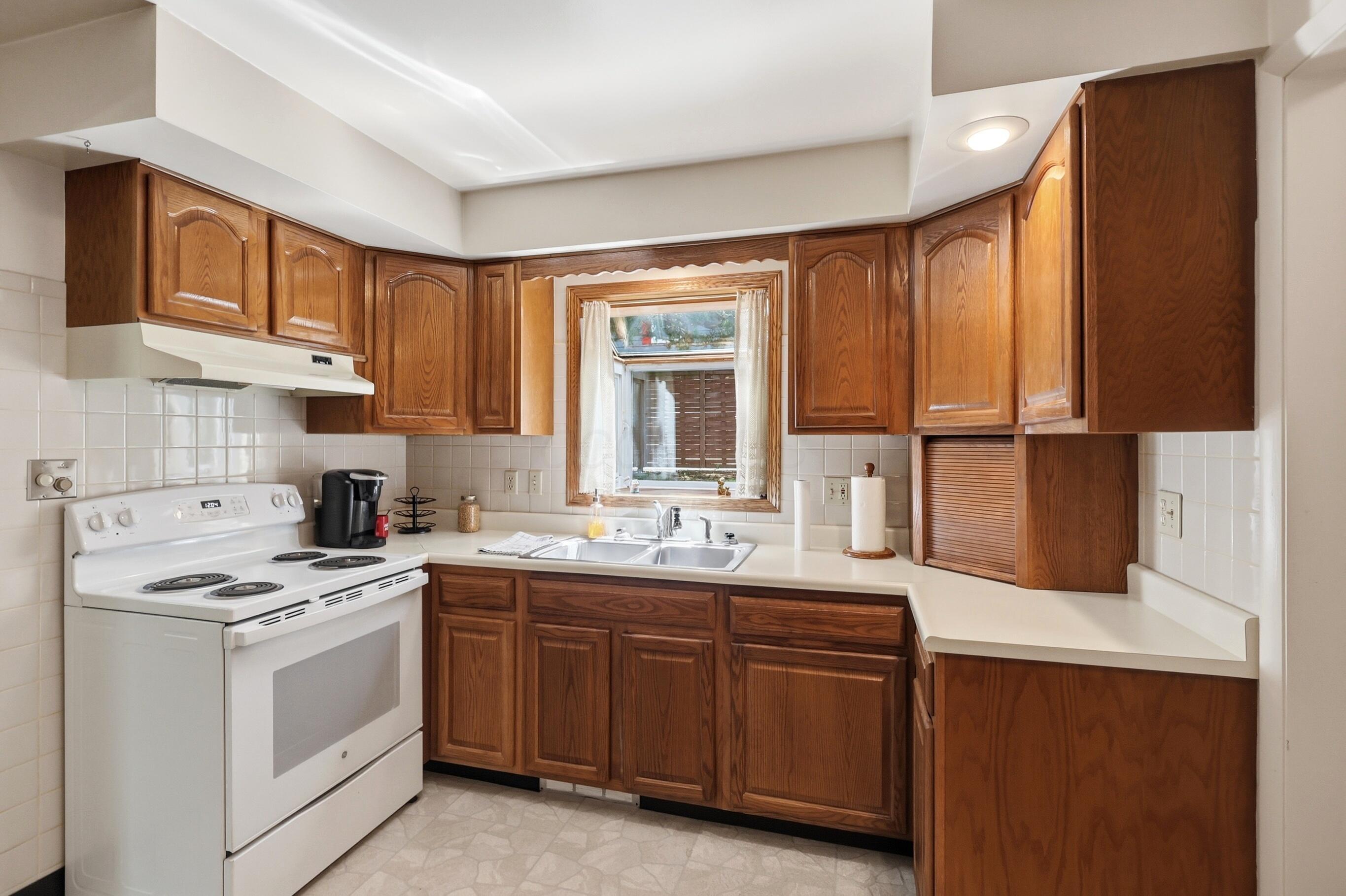 3059 Troehler Road Property Photo 15