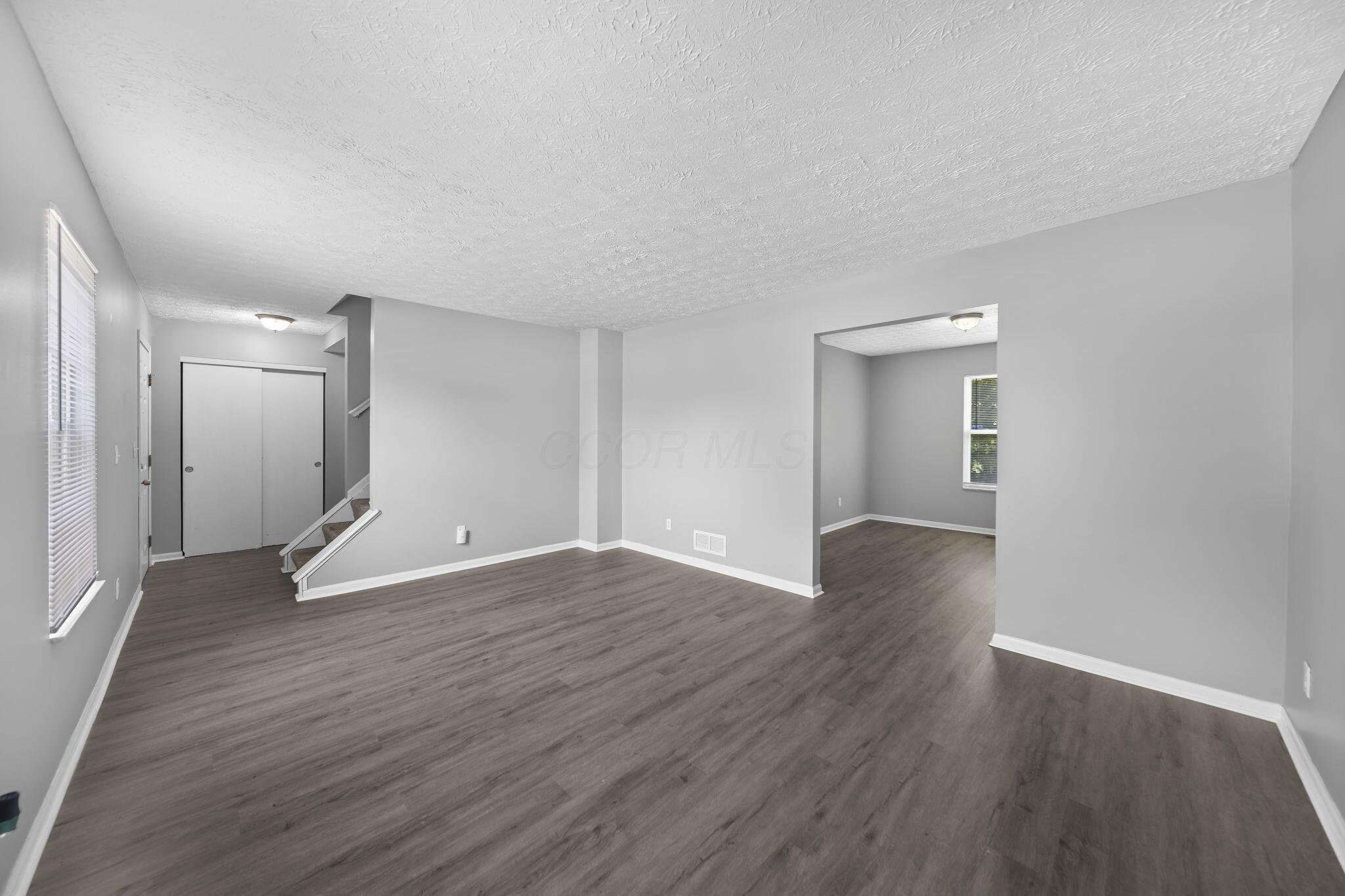 2392 Minerva Park Place Property Photo 13